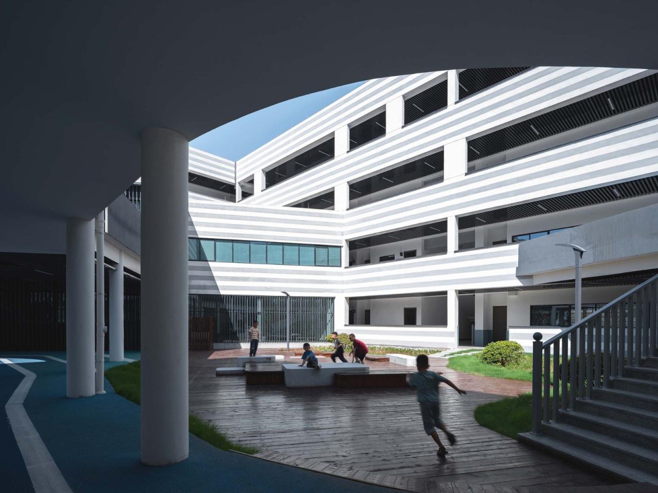 BIM建筑|衢州新华第二学校 / 零壹城市建筑事务所