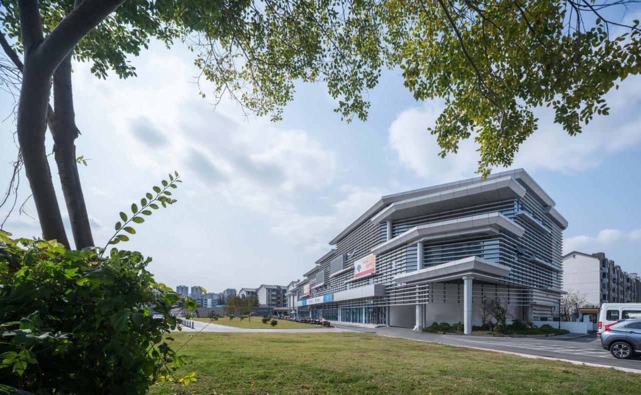 BIM建筑|刘潭市集 / 米丈建筑