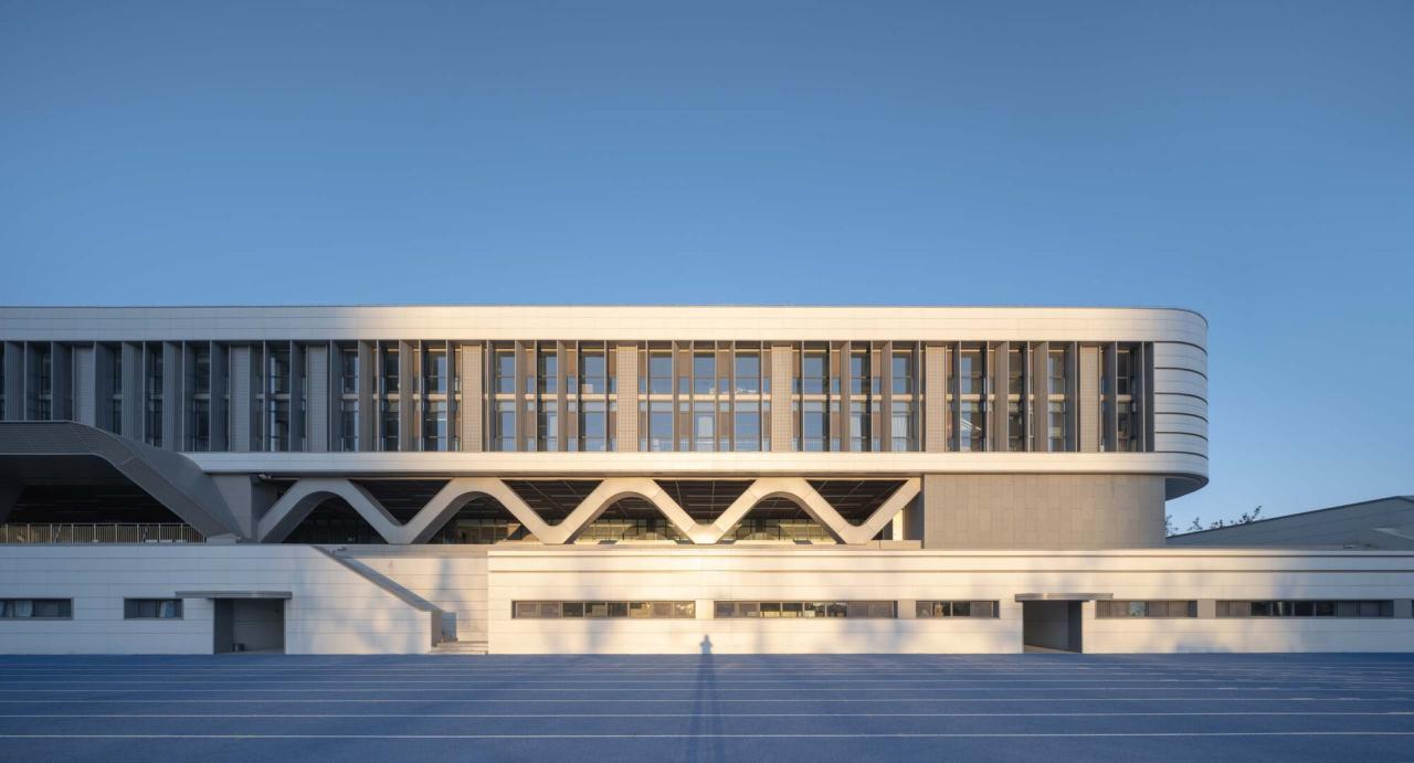 BIM建筑|济南历城二中彩石校区 / 同圆设计