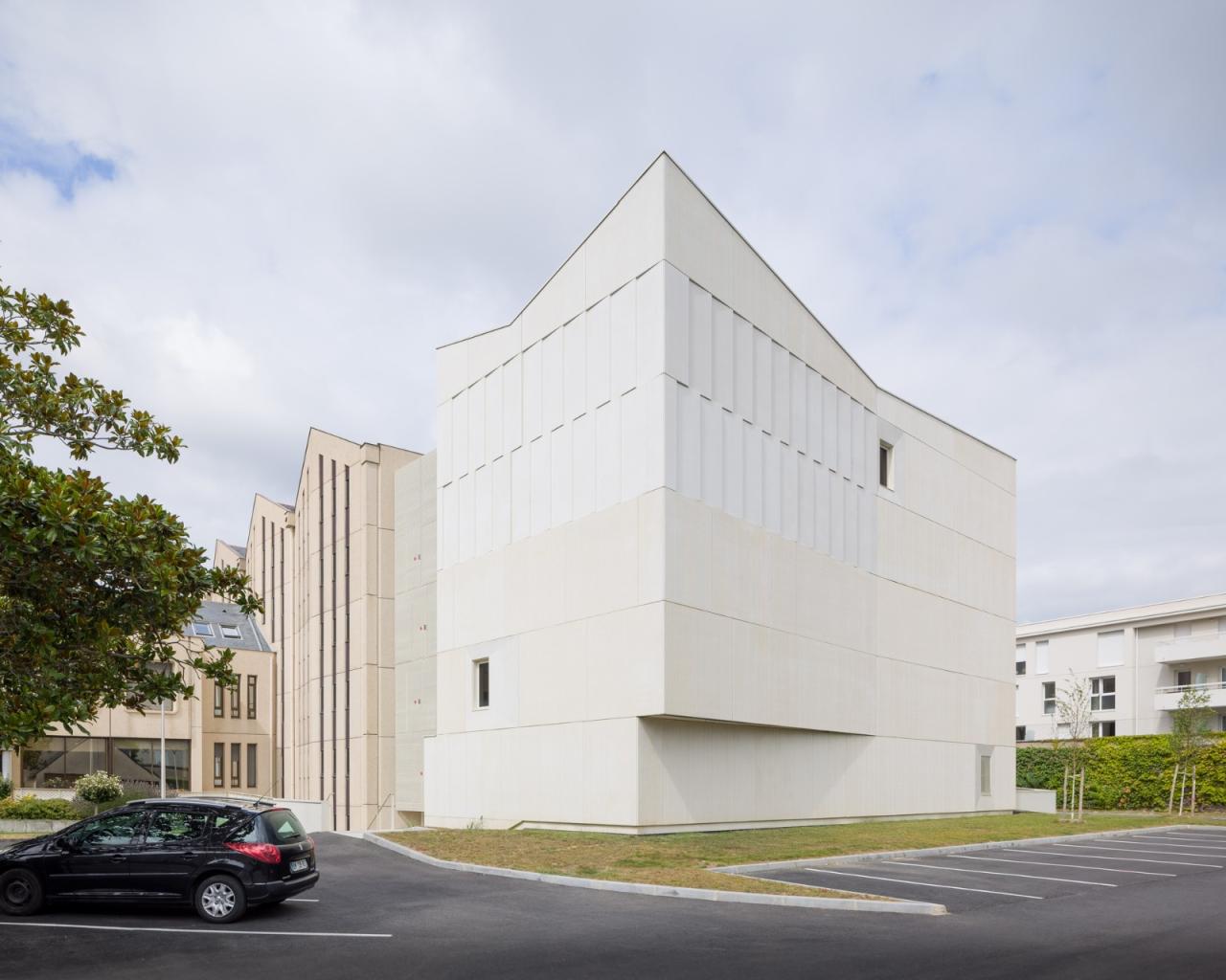 BIM建筑|法国曼恩卢瓦尔省档案馆扩建 / Magnum architectes & urbanistes