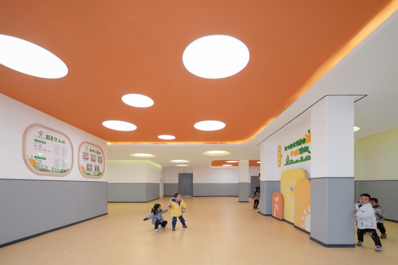 BIM建筑|成都市双流区九龙湖幼儿园 / 本末建筑　