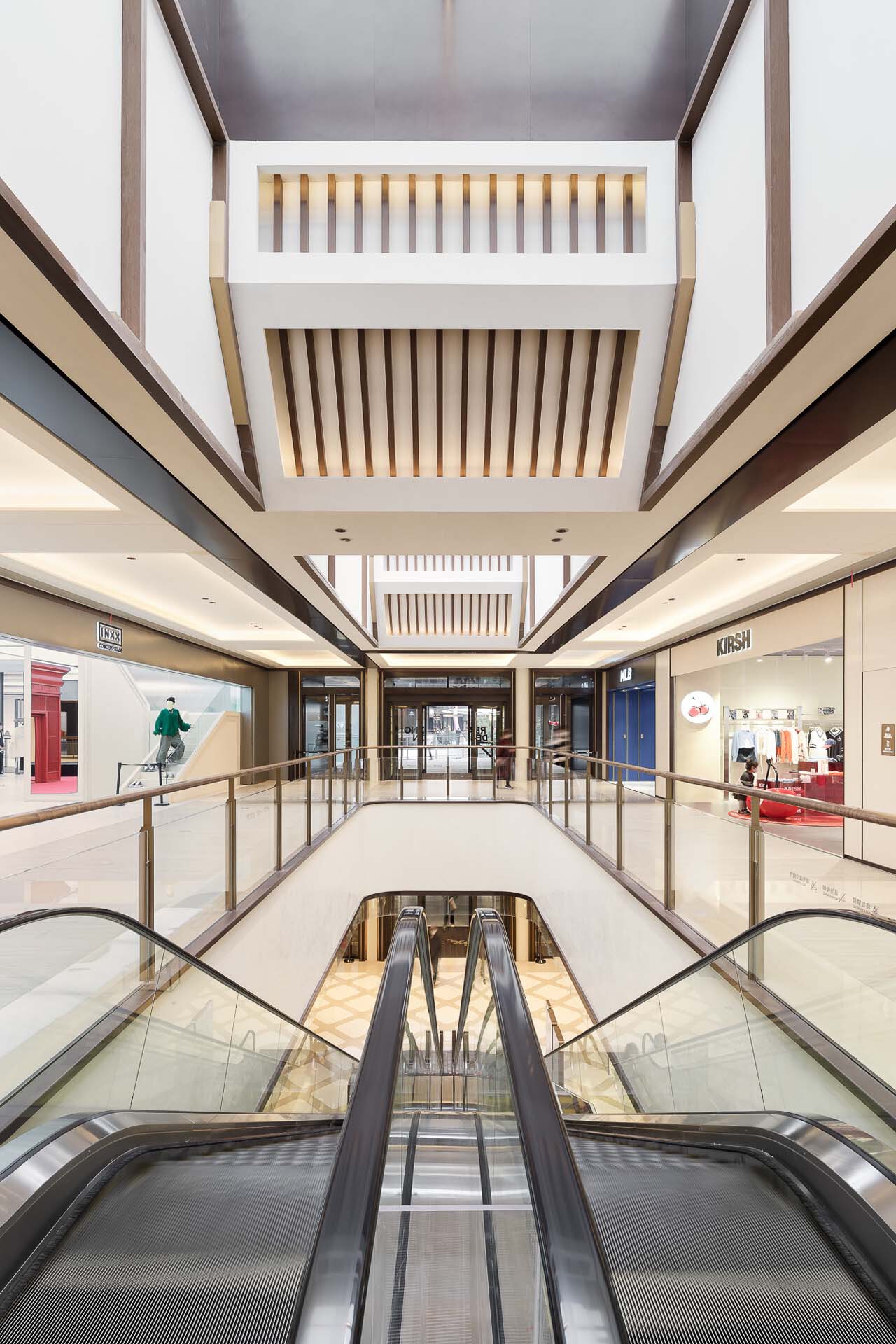 BIM建筑|上海苏河湾万象天地 / Kokaistudios