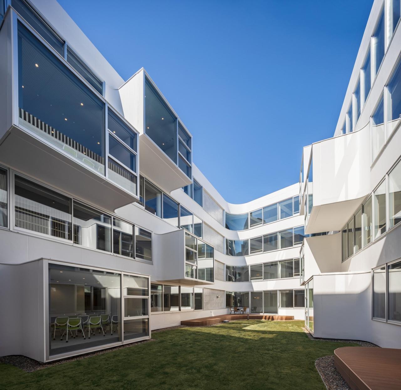 BIM建筑|东洋大学 Ai 第四舍馆中心 / Ishimoto Architectural