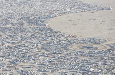 BIM建筑|火人节“宣泄/淨化”分形画廊 / MAMOU-MANI-BIM建筑网