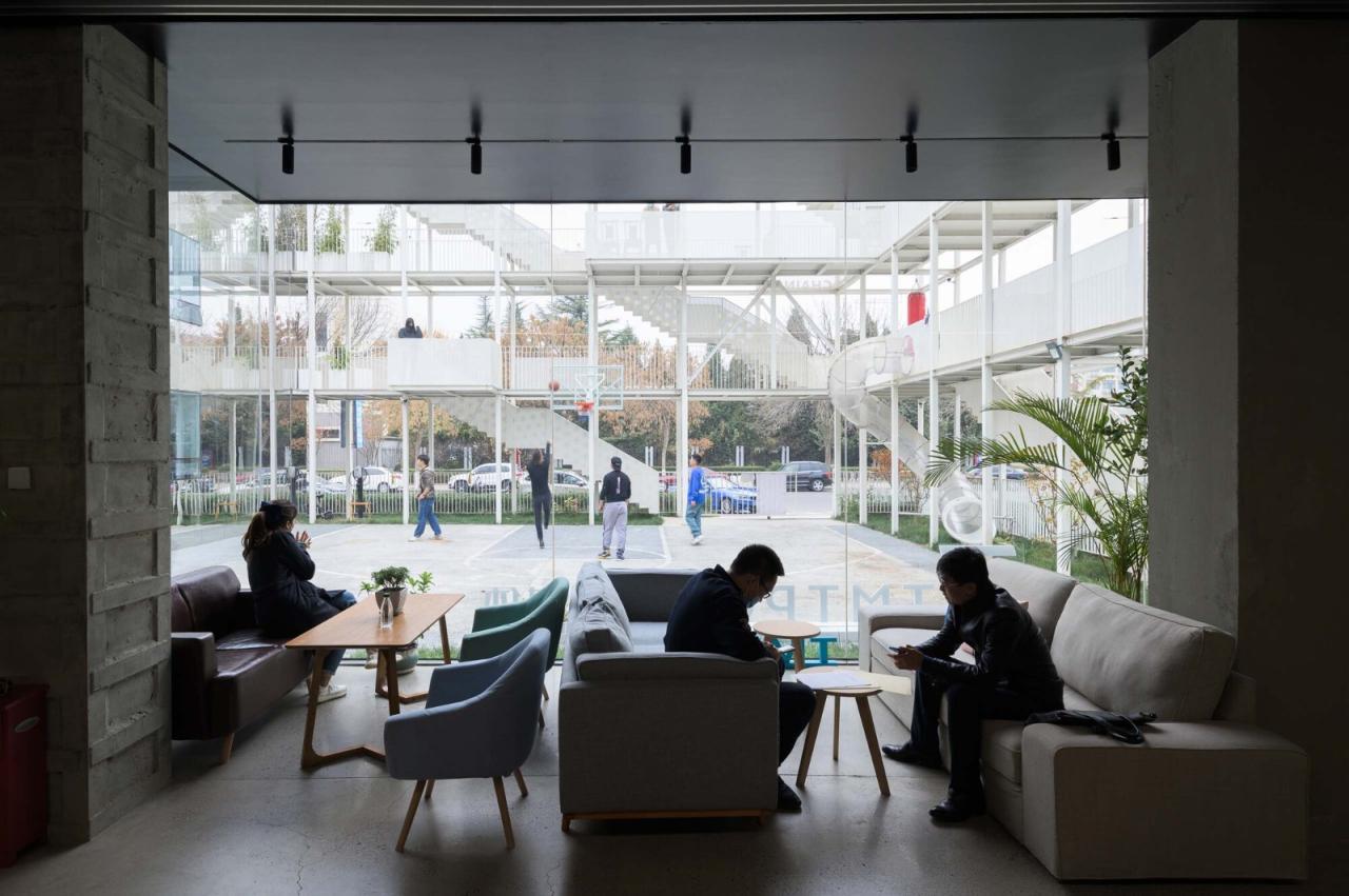 BIM建筑|钛媒体“折叠公园”，北京团河派出所旧址改造 / 靠近设计