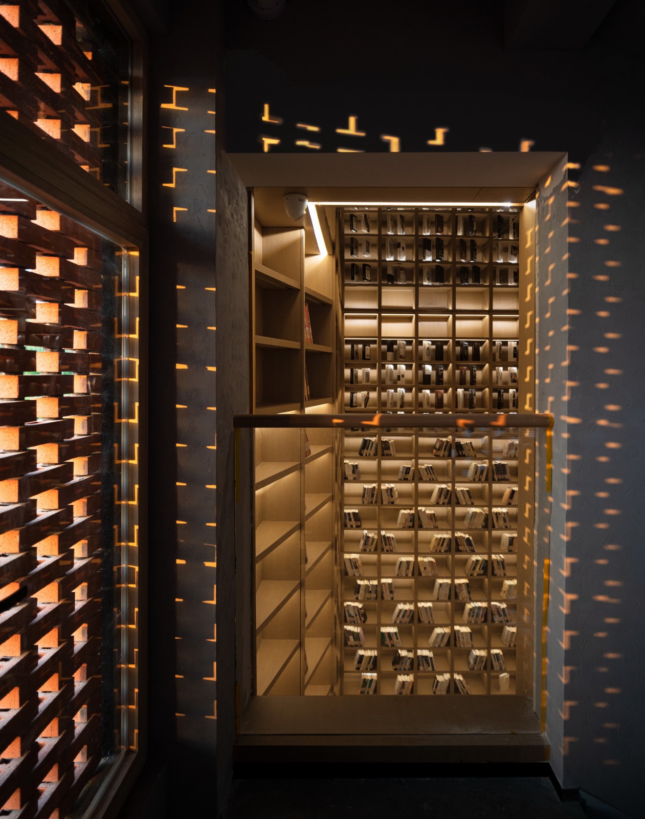 BIM建筑|乡村微更新的在地实践 / 上海交通大学奥默默工作室