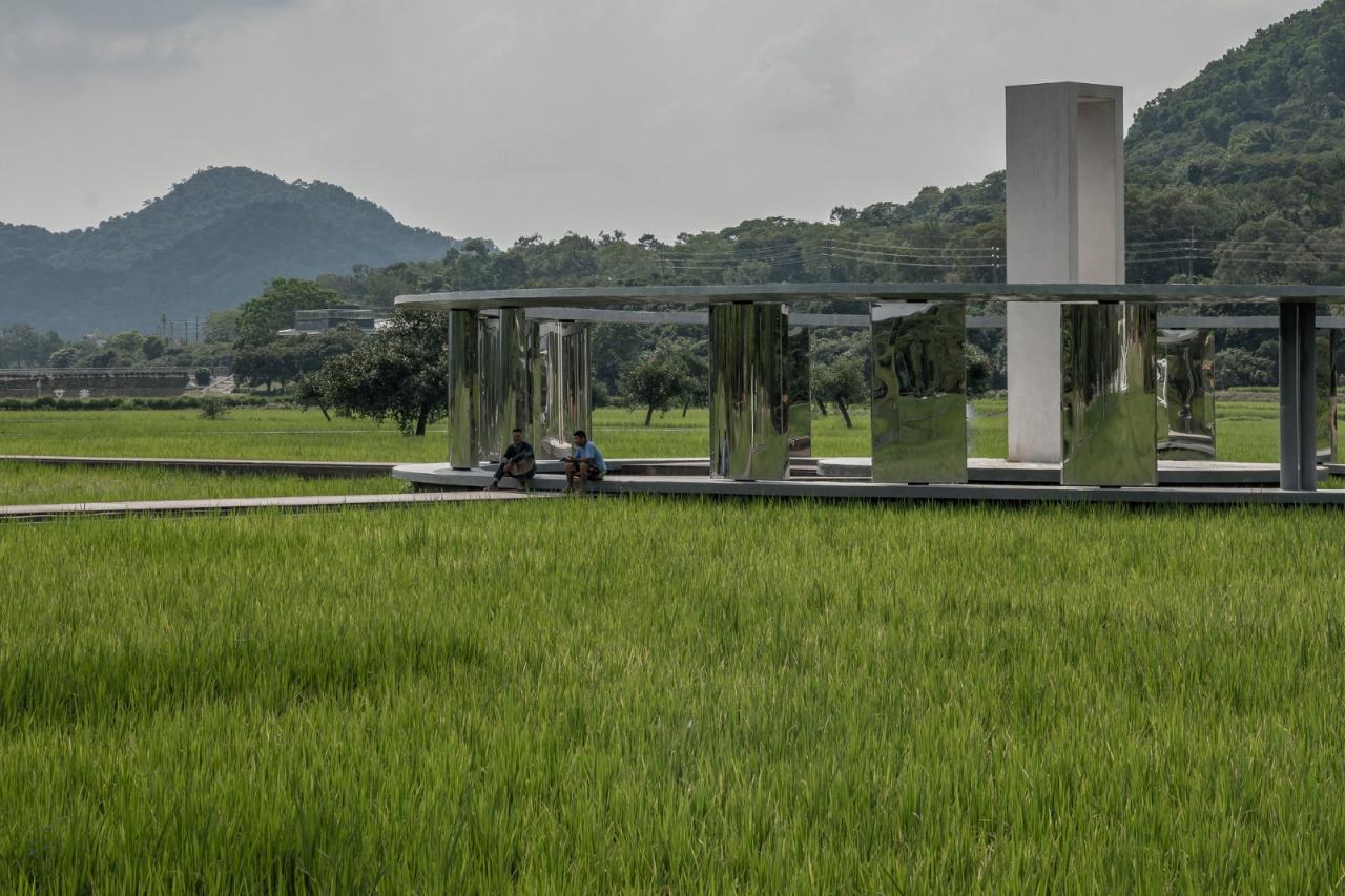 BIM建筑|艾米未来农业文旅小镇 / 加减智库设计事务所