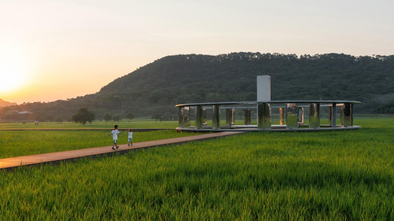 BIM建筑|艾米未来农业文旅小镇 / 加减智库设计事务所