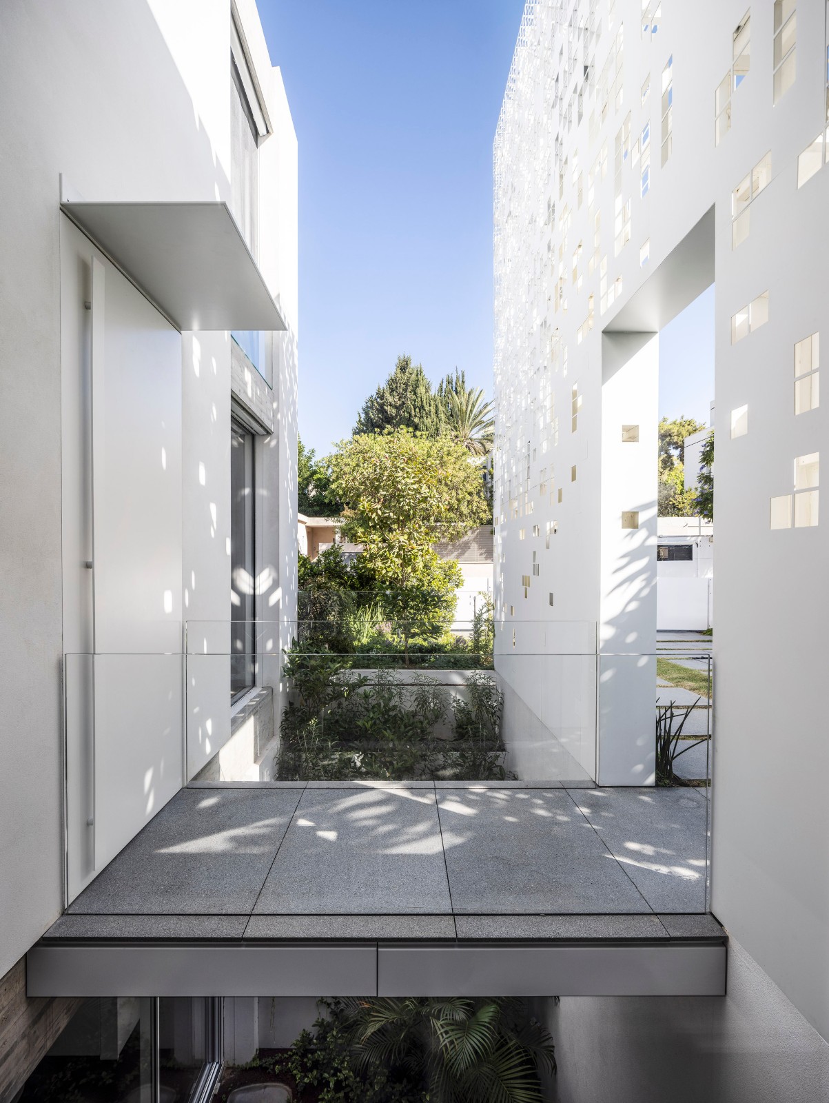 BIM建筑|一堵“逐渐消失”的墙，溶解像素屋 / Anderman Architects