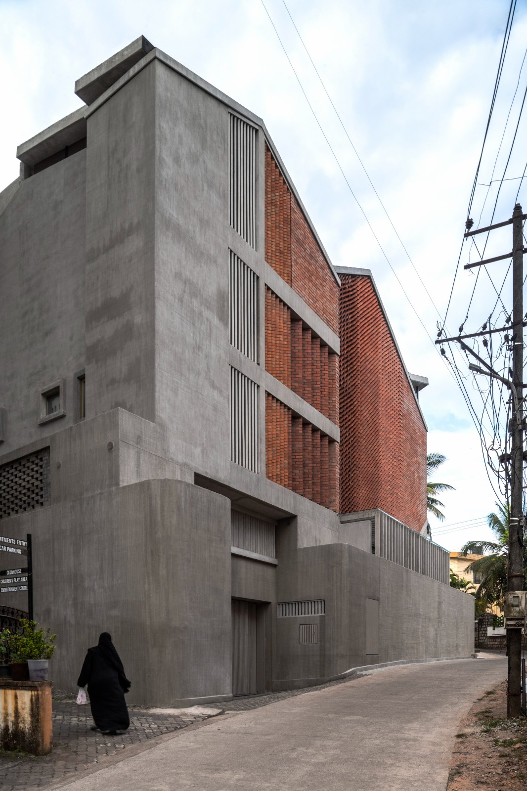 BIM建筑|红砖小筑 / The Purple Ink Studio