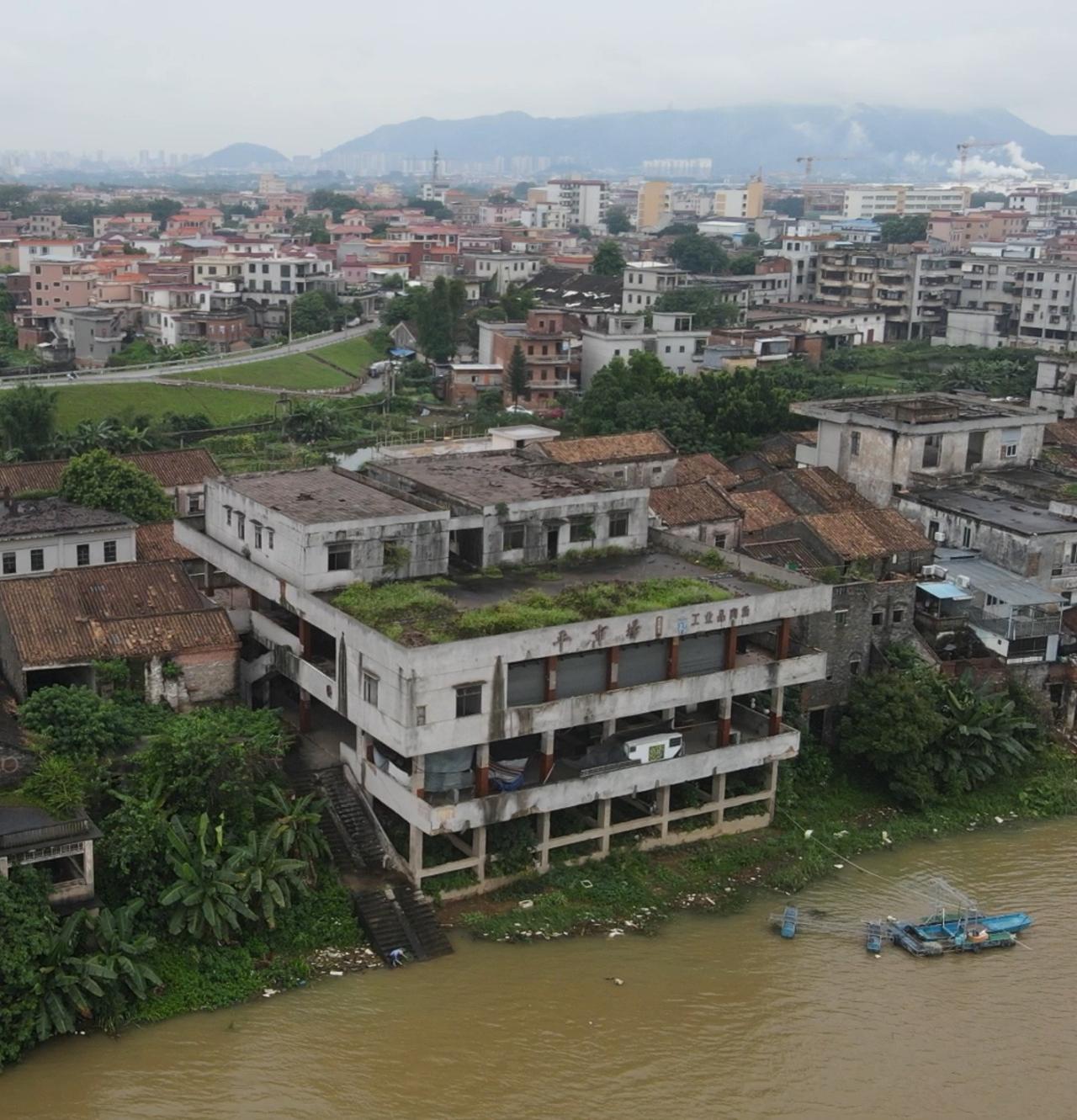 BIM建筑|时间的灯塔 / 马岩松“广东南海大地艺术节”新作
