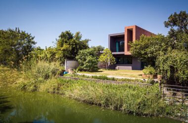 BIM建筑|管道住宅 / Volume Matrix Studio-BIM建筑网