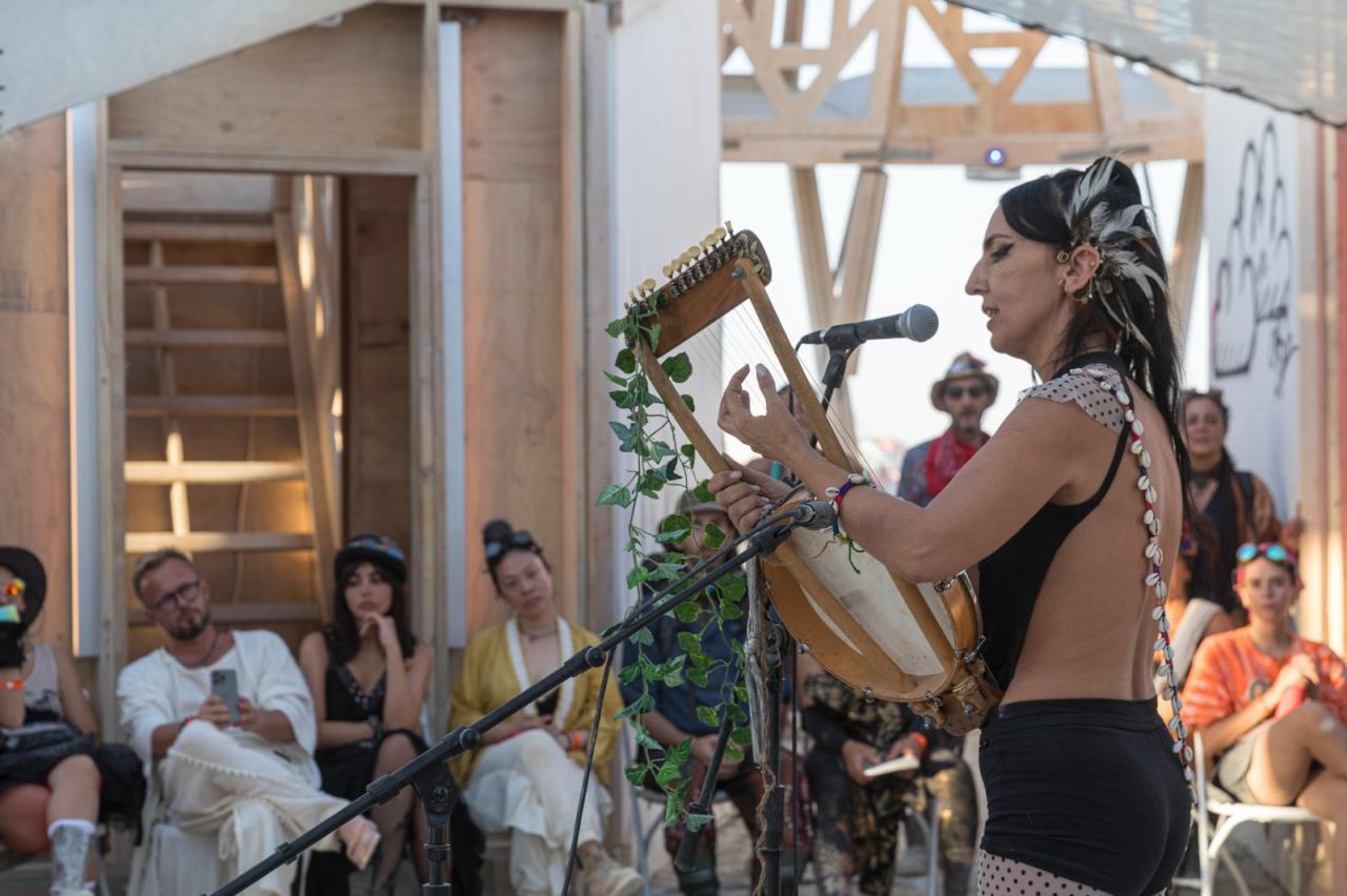 BIM建筑|火人节“宣泄/淨化”分形画廊 / MAMOU-MANI