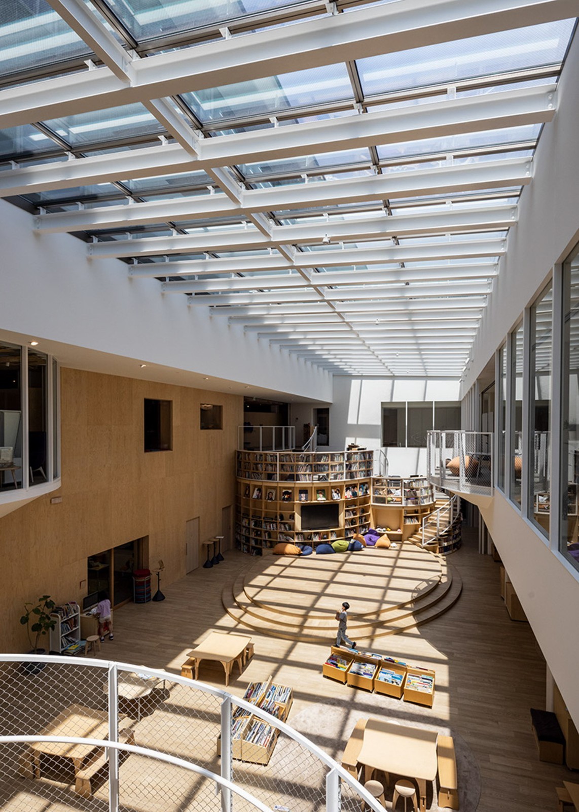 BIM建筑|横滨国际学校，内外均木质饰面 / 大成建设 + 隈研吾建筑都市设计事务所