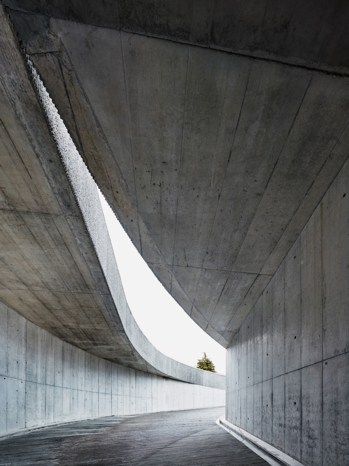 BIM建筑|精密控制，MHZN 瑞士楚格北站移动枢纽 / Hosoya Schaefer Architects