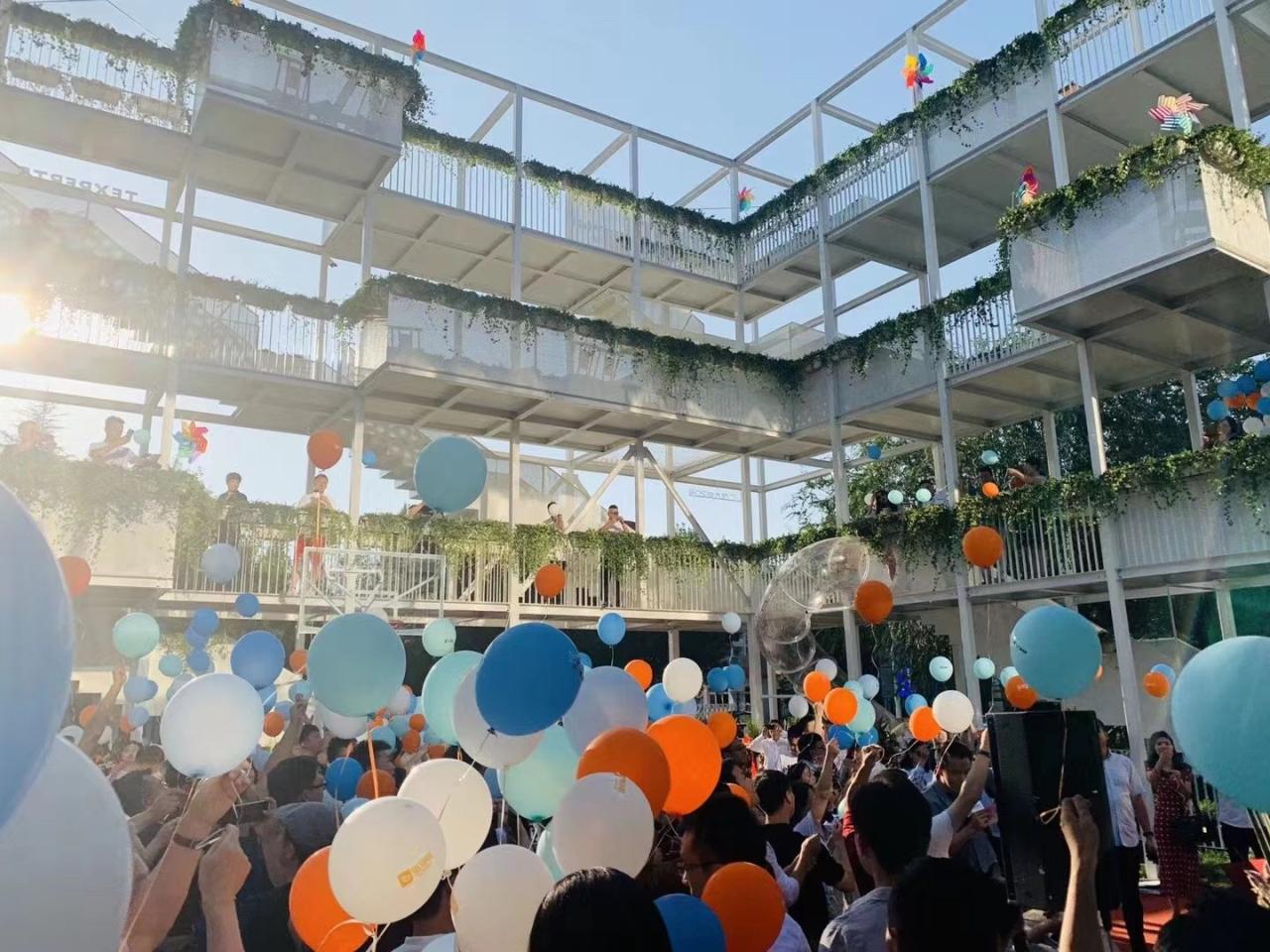 BIM建筑|钛媒体“折叠公园”，北京团河派出所旧址改造 / 靠近设计