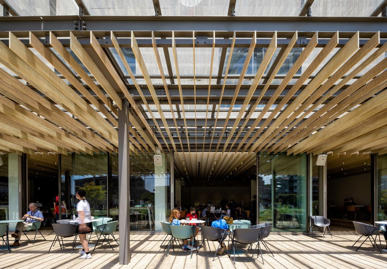 BIM建筑|横滨国际学校，内外均木质饰面 / 大成建设 + 隈研吾建筑都市设计事务所