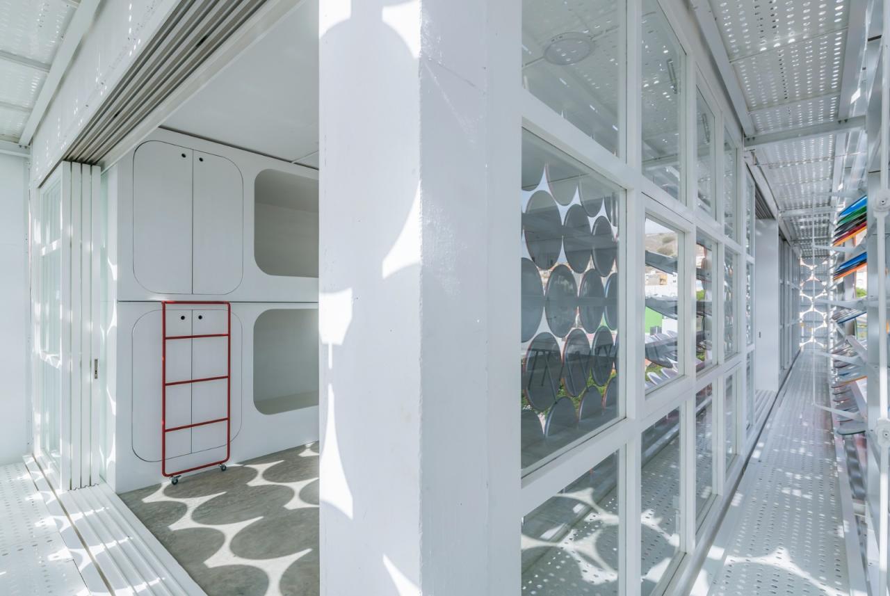 BIM建筑|桶盖表皮，CNAD 艺术工艺设计中心 / Ramos Castellano Arquitectos