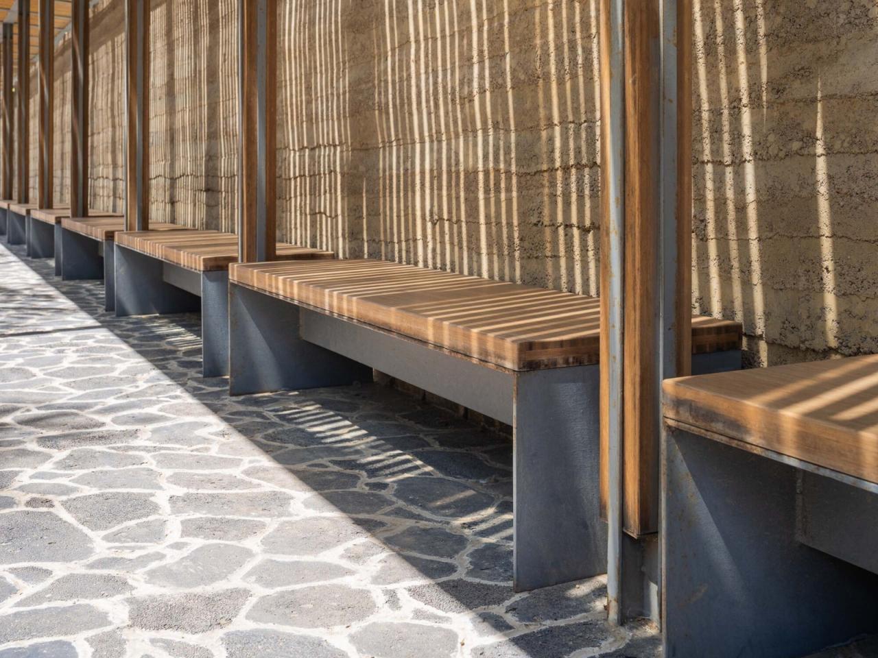 BIM建筑|南京汤山猿人洞游客驿站 / 东南大学建筑设计研究院建筑技术与艺术(ATA)工作室