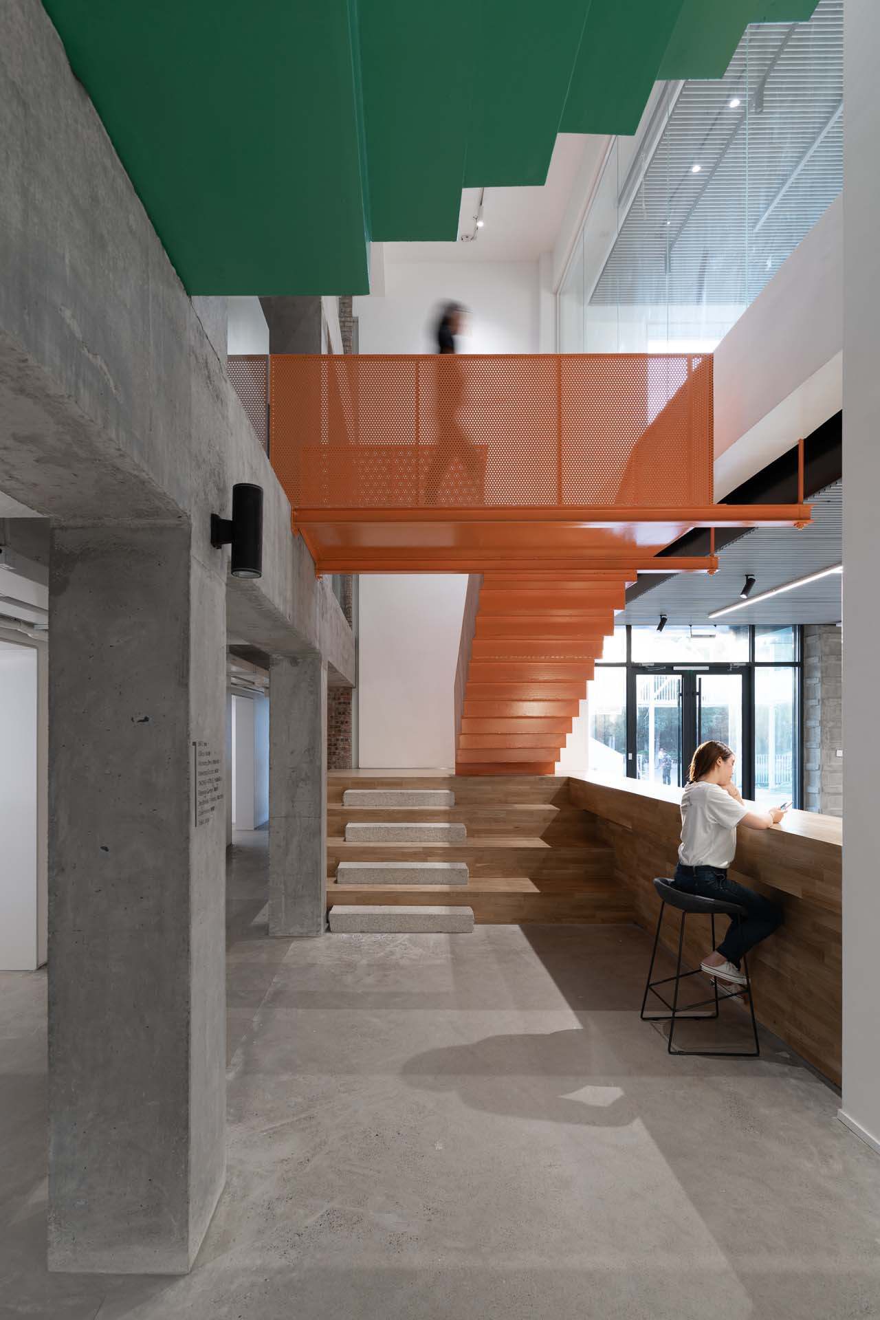 BIM建筑|钛媒体“折叠公园”，北京团河派出所旧址改造 / 靠近设计