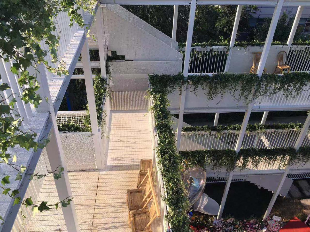 BIM建筑|钛媒体“折叠公园”，北京团河派出所旧址改造 / 靠近设计