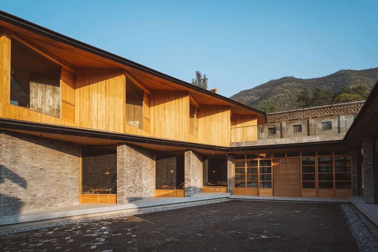 BIM建筑|大南坡大队部改造 / 场域建筑