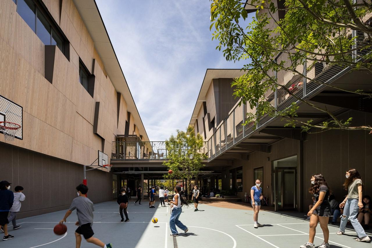 BIM建筑|横滨国际学校，内外均木质饰面 / 大成建设 + 隈研吾建筑都市设计事务所