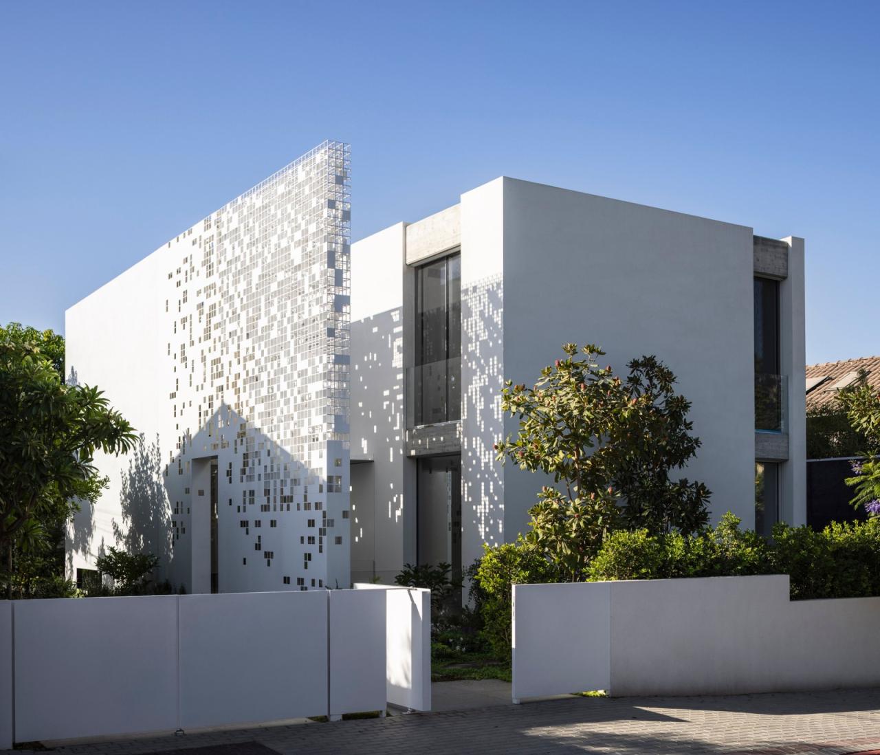 BIM建筑|一堵“逐渐消失”的墙，溶解像素屋 / Anderman Architects