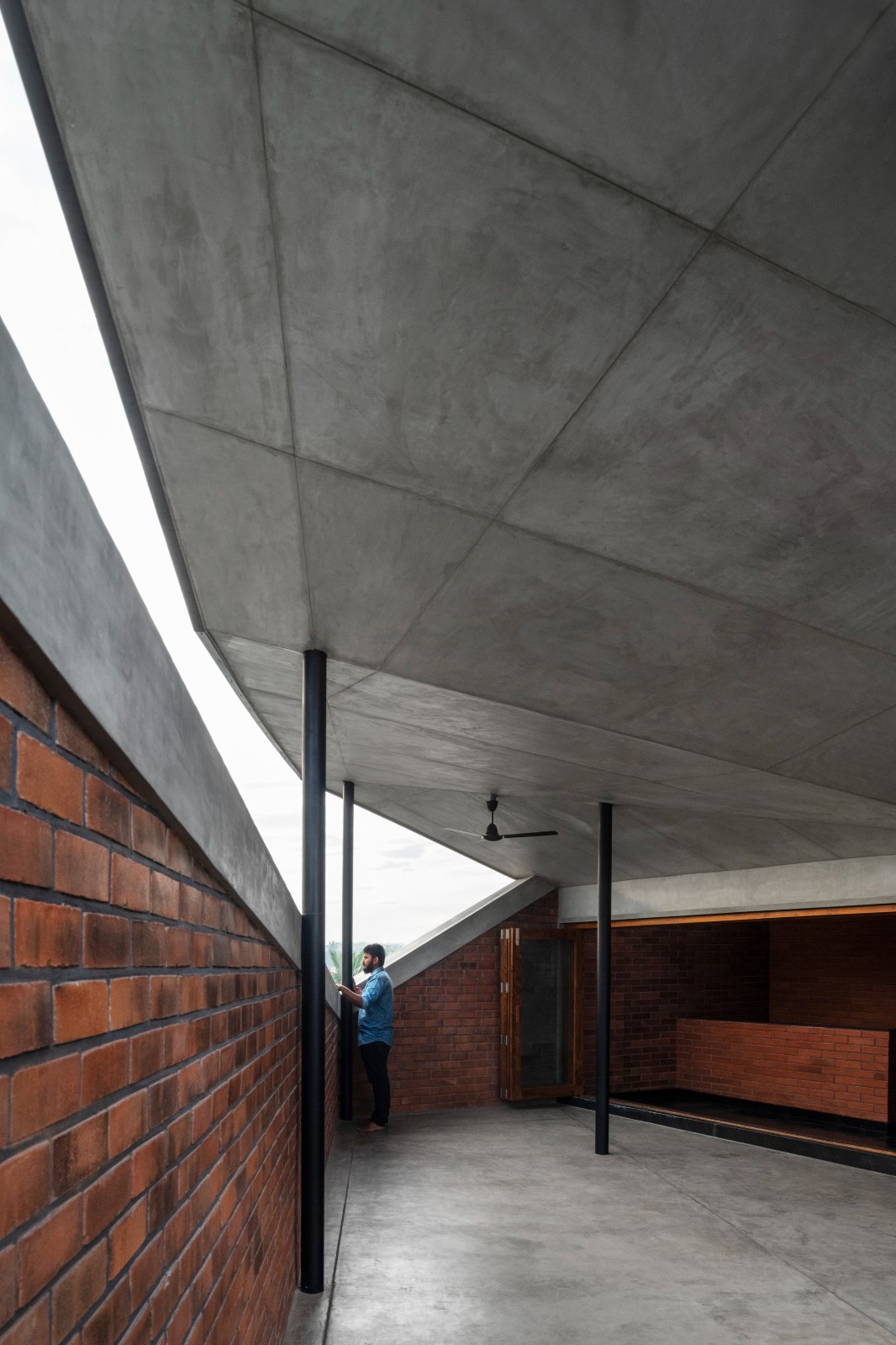 BIM建筑|红砖小筑 / The Purple Ink Studio