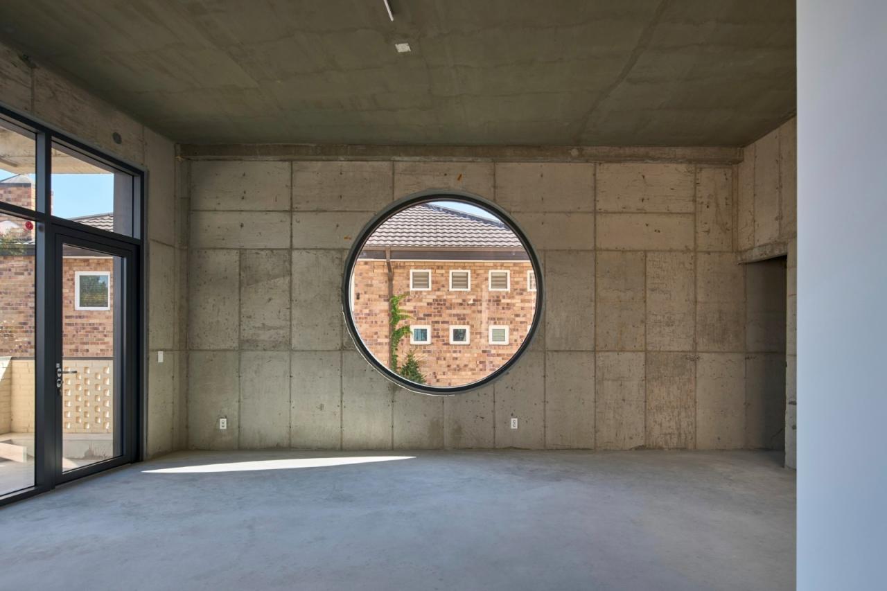 BIM建筑|通向街角的楼梯，Y2 综合大楼 / DAAL