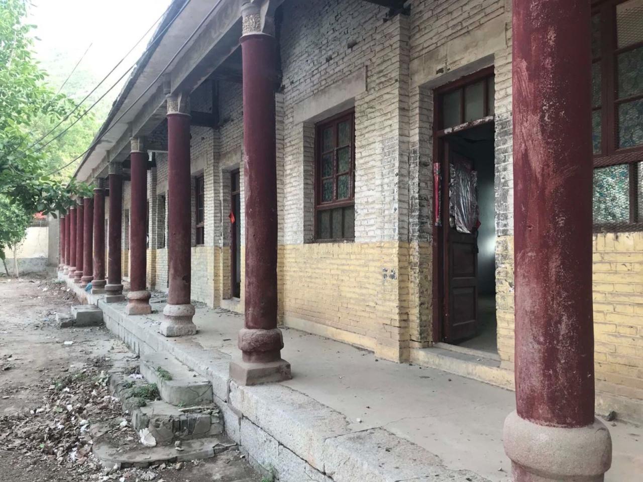 BIM建筑|大南坡大队部改造 / 场域建筑