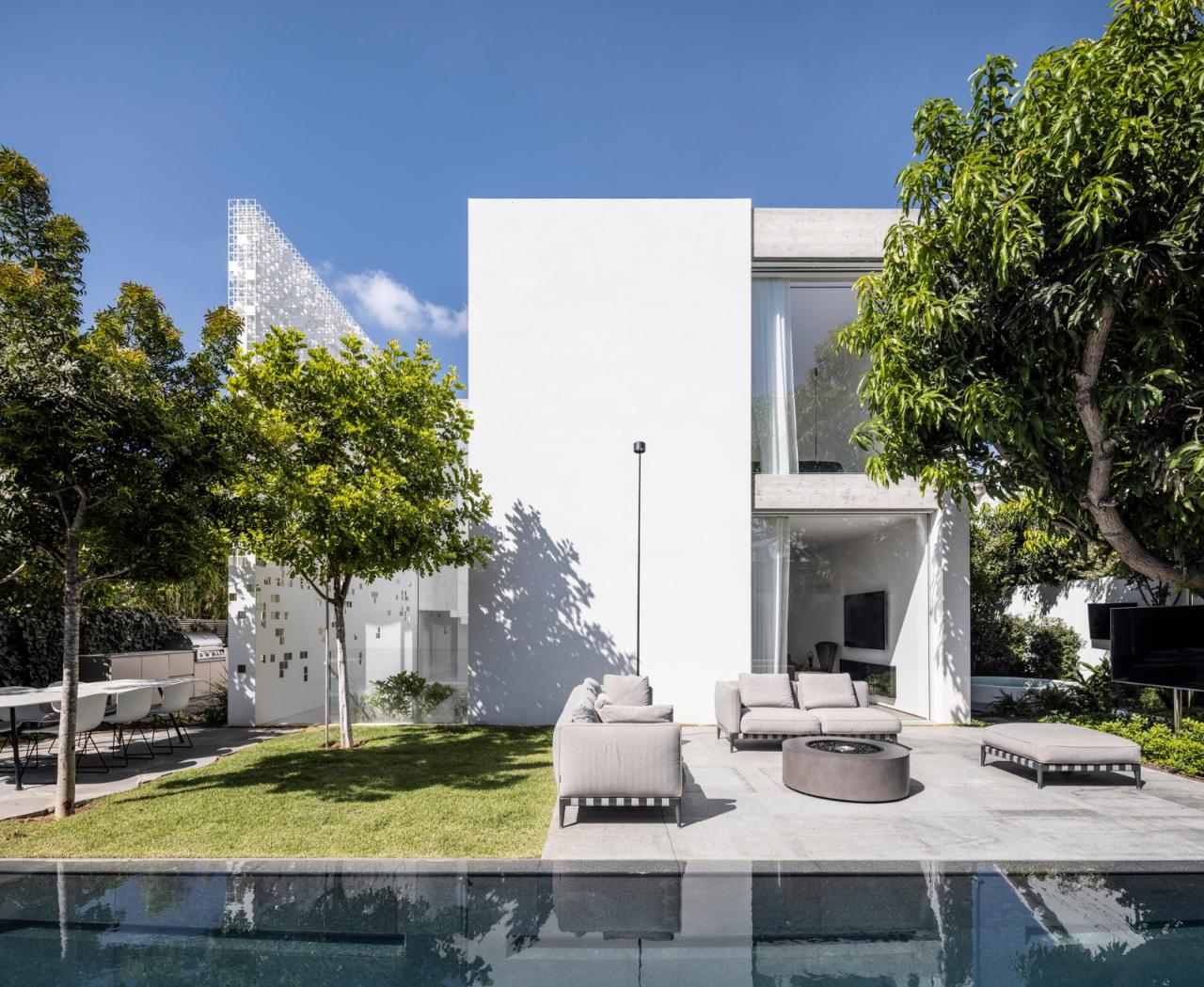 BIM建筑|一堵“逐渐消失”的墙，溶解像素屋 / Anderman Architects