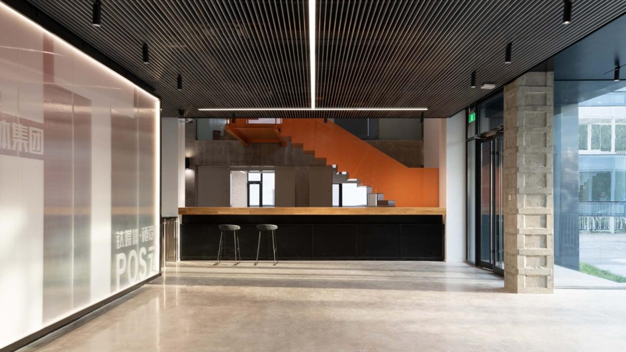 BIM建筑|钛媒体“折叠公园”，北京团河派出所旧址改造 / 靠近设计