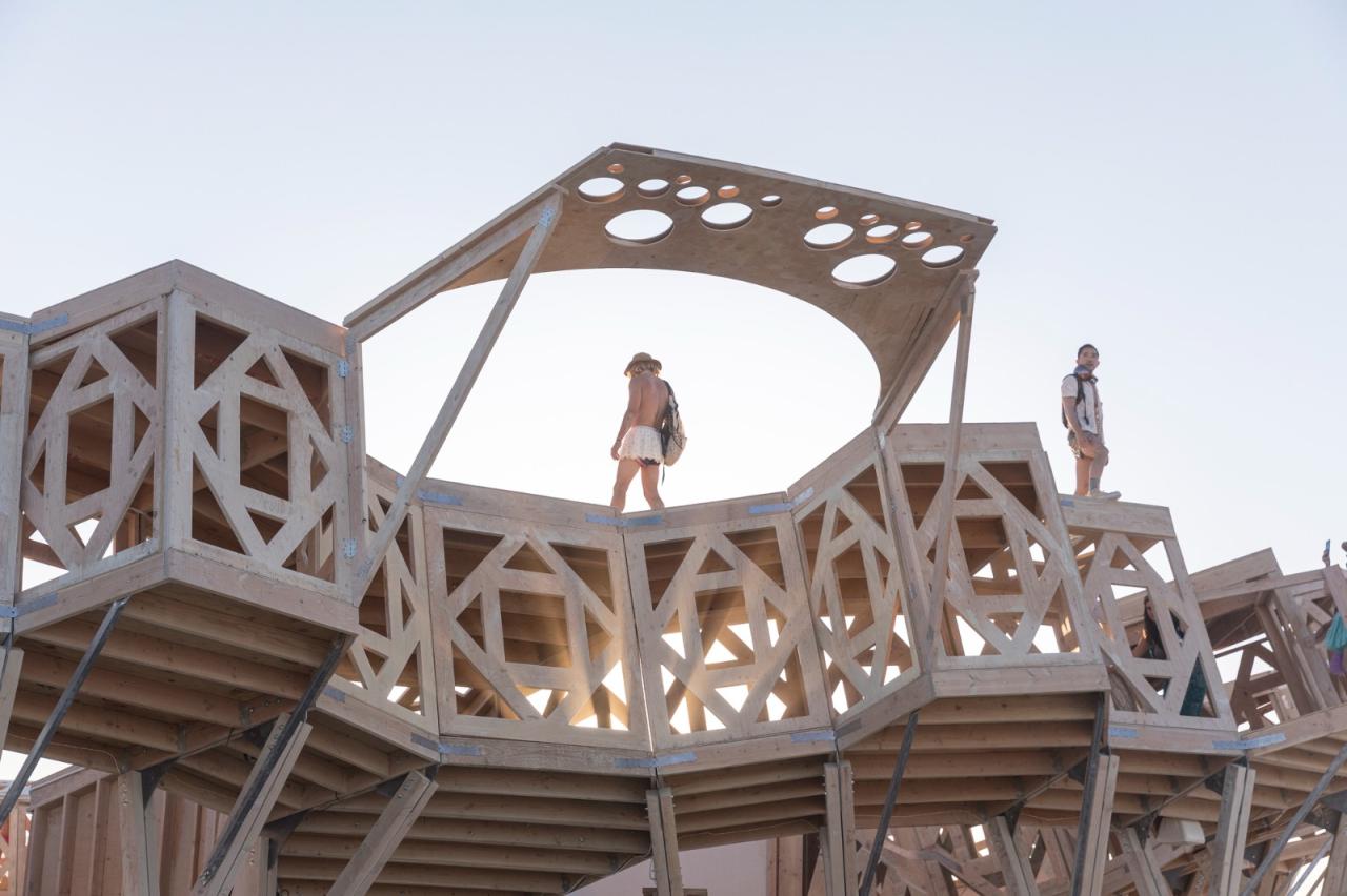 BIM建筑|火人节“宣泄/淨化”分形画廊 / MAMOU-MANI