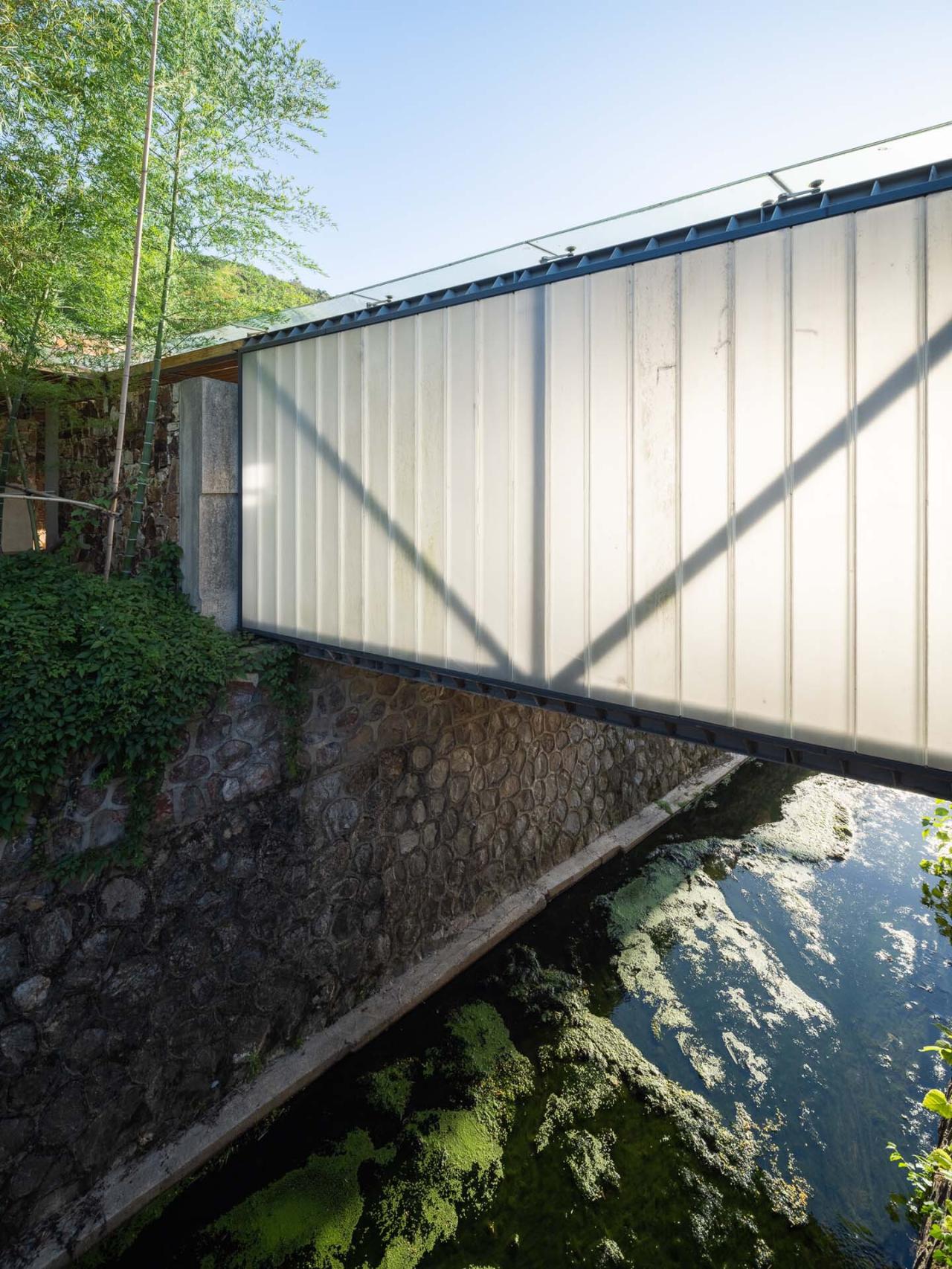 BIM建筑|南京汤山猿人洞游客驿站 / 东南大学建筑设计研究院建筑技术与艺术(ATA)工作室