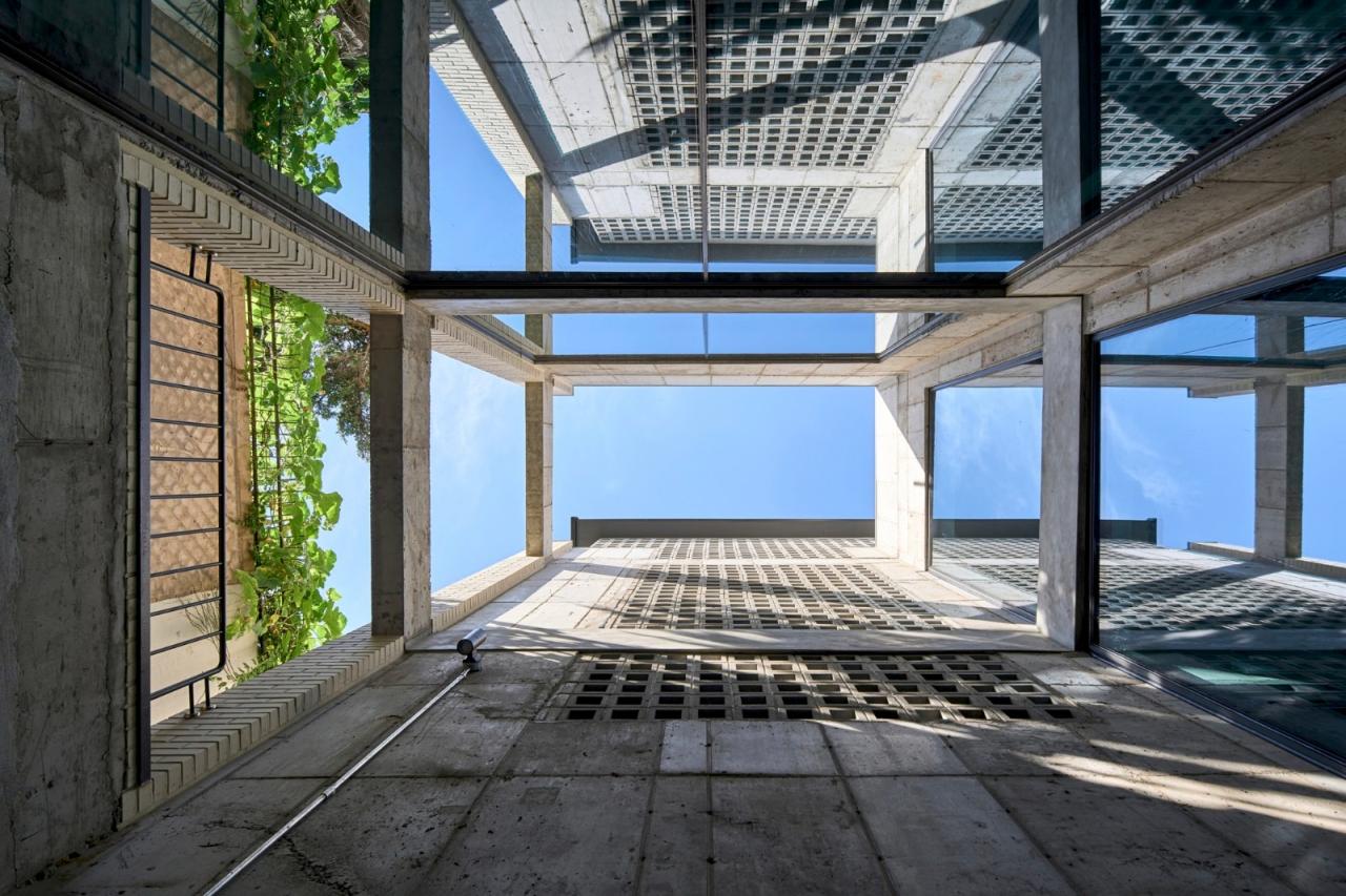 BIM建筑|通向街角的楼梯，Y2 综合大楼 / DAAL