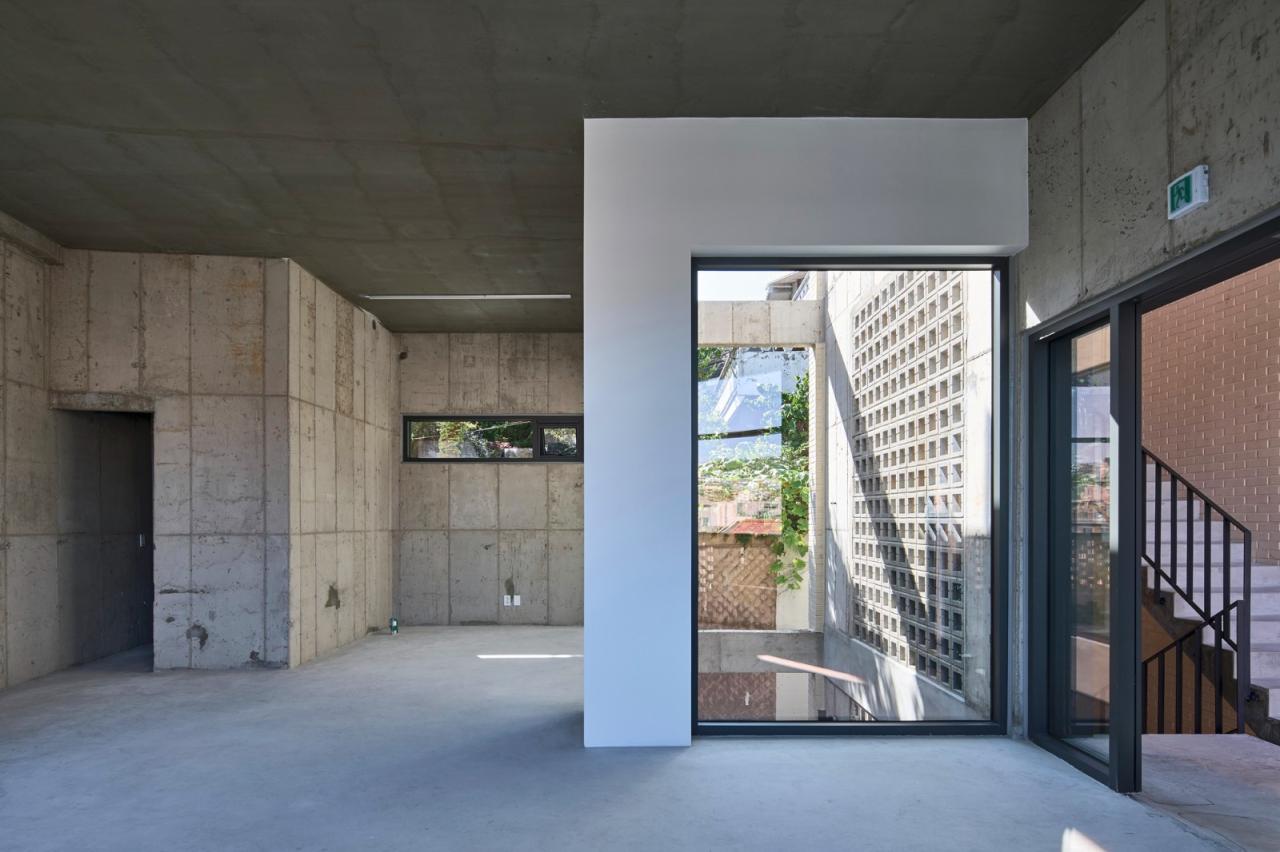 BIM建筑|通向街角的楼梯，Y2 综合大楼 / DAAL