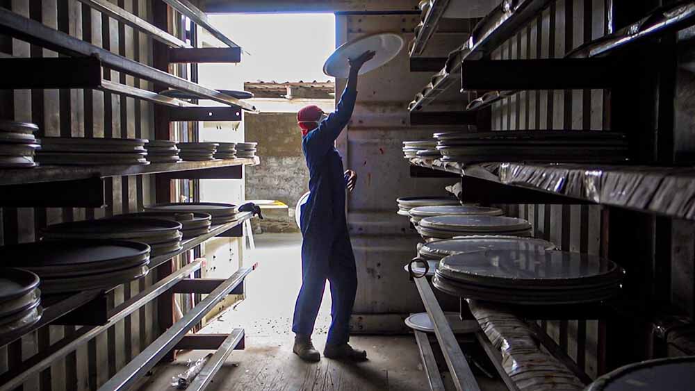 BIM建筑|桶盖表皮，CNAD 艺术工艺设计中心 / Ramos Castellano Arquitectos