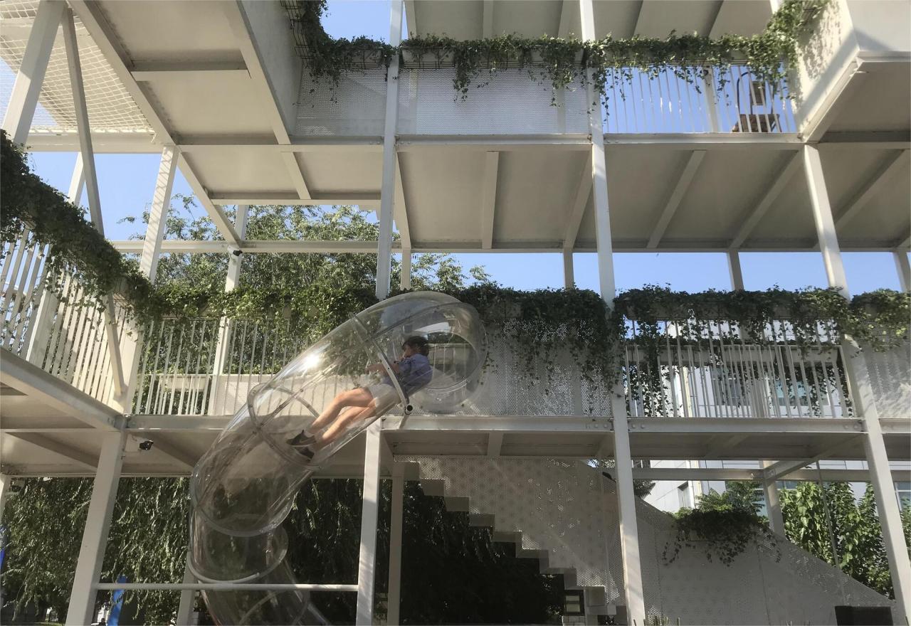 BIM建筑|钛媒体“折叠公园”，北京团河派出所旧址改造 / 靠近设计