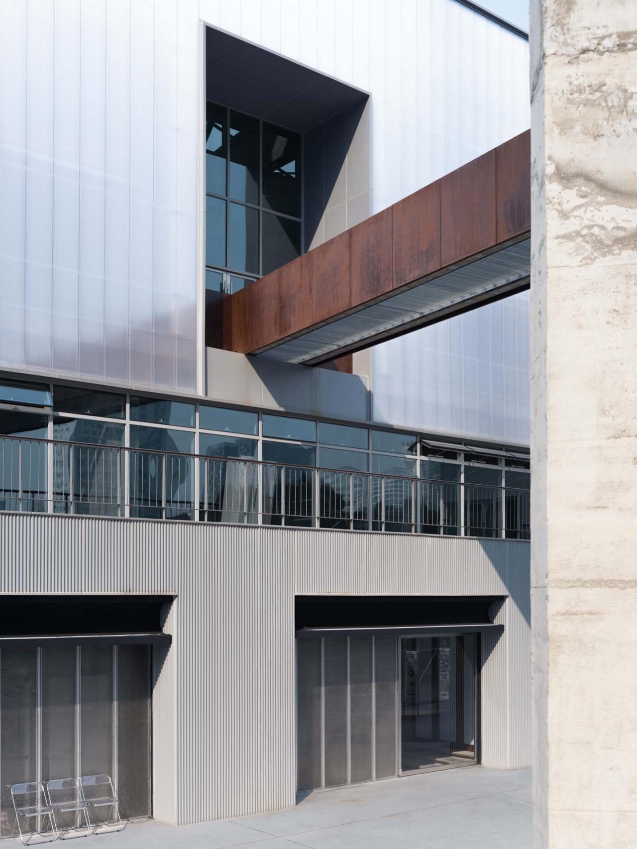 BIM建筑|山灰艺术社区，西安石油大学生活区锅炉房改造 / 日常建造