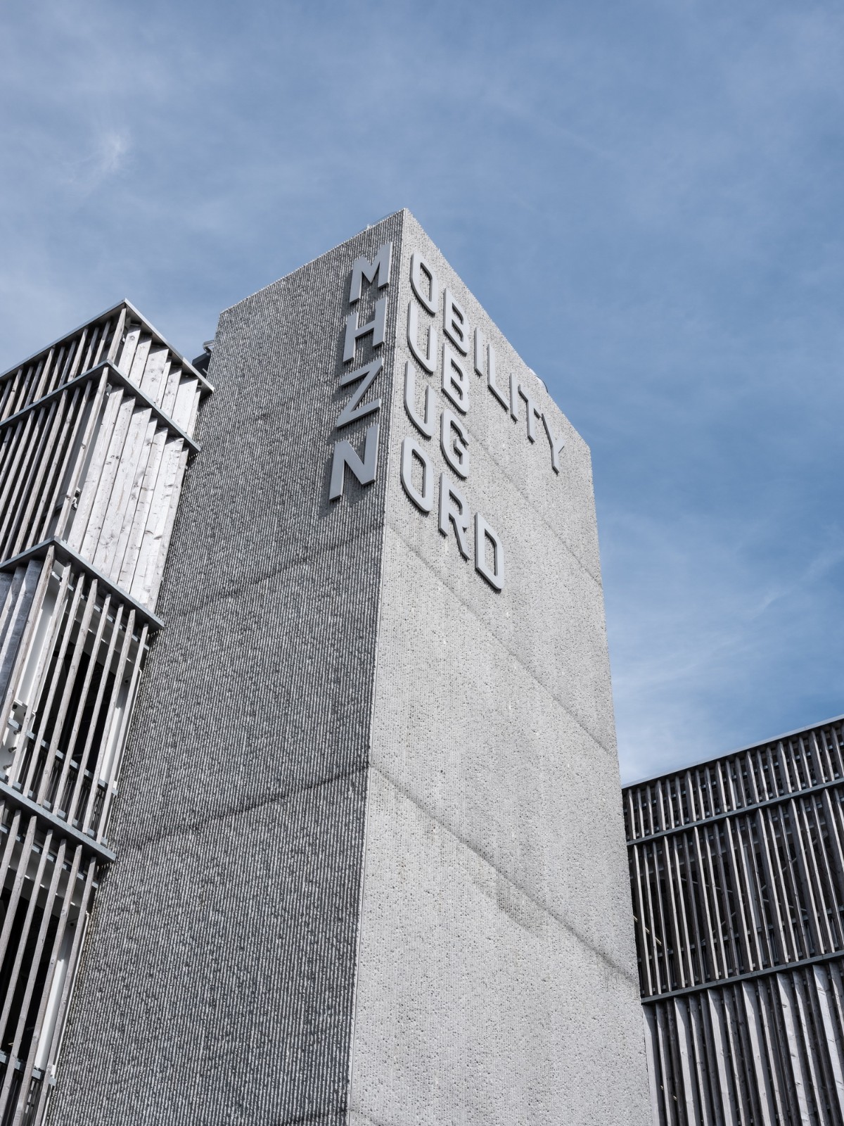 BIM建筑|精密控制，MHZN 瑞士楚格北站移动枢纽 / Hosoya Schaefer Architects