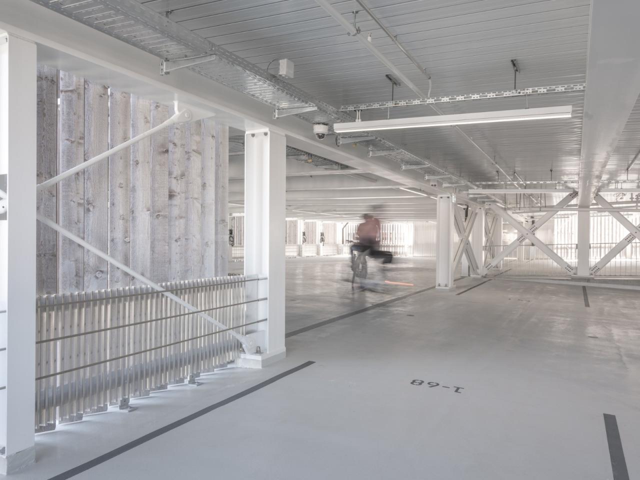 BIM建筑|精密控制，MHZN 瑞士楚格北站移动枢纽 / Hosoya Schaefer Architects