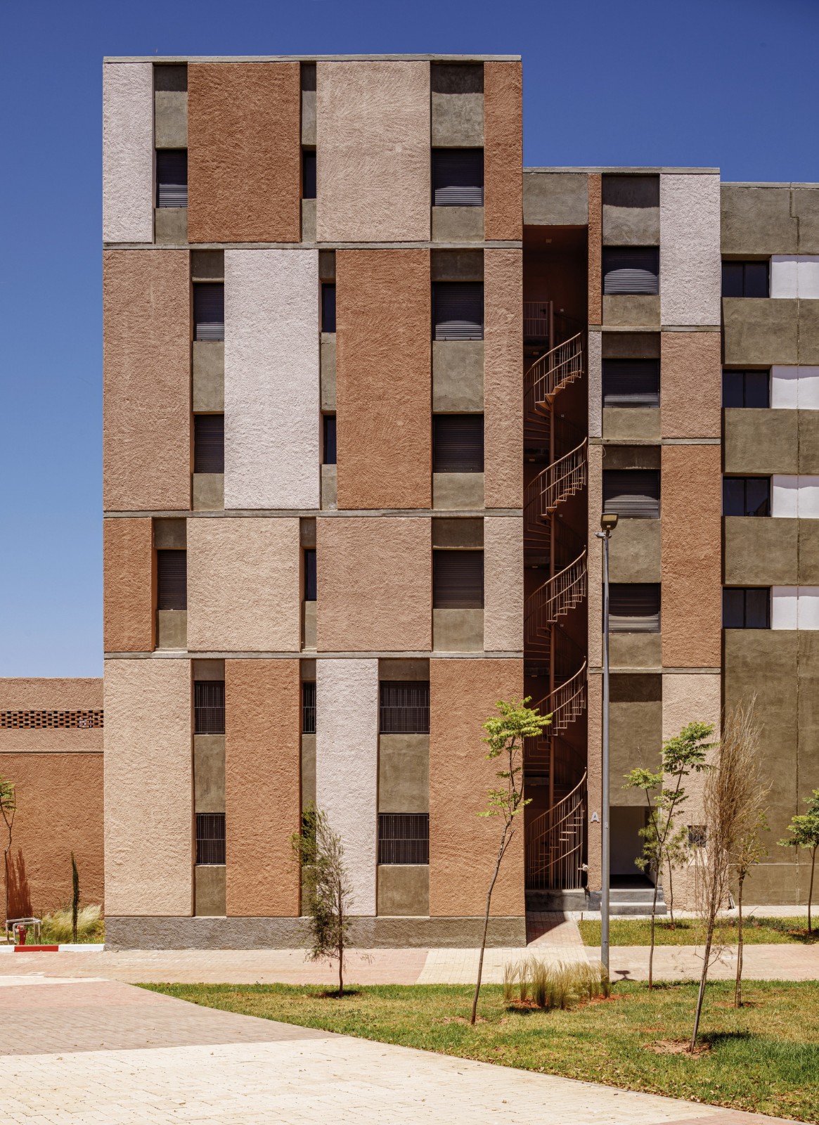 BIM建筑|BEN MSIK 花园 / Tarik Zoubdi Architecte