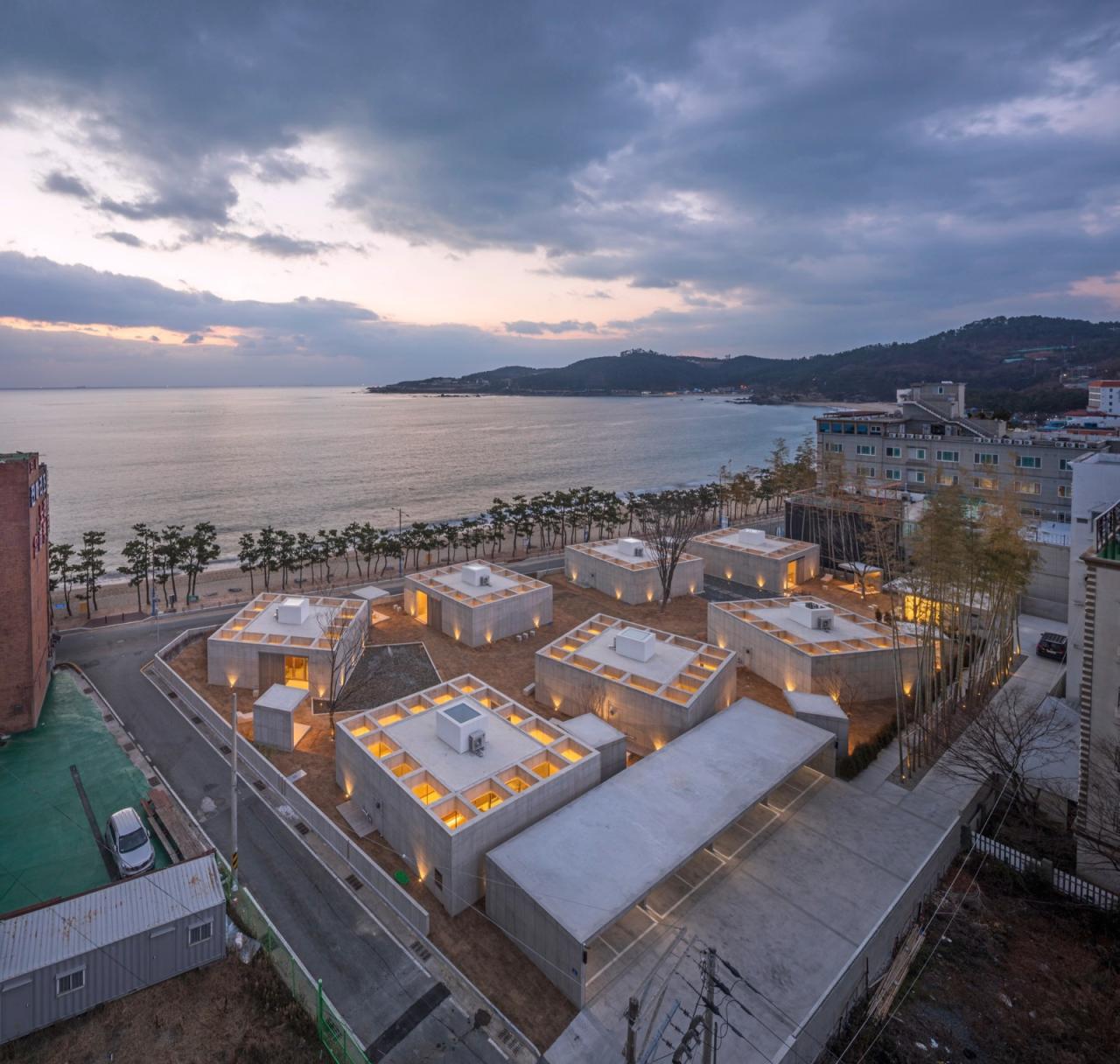 BIM建筑|MimMim 之家 / On Architects Inc.