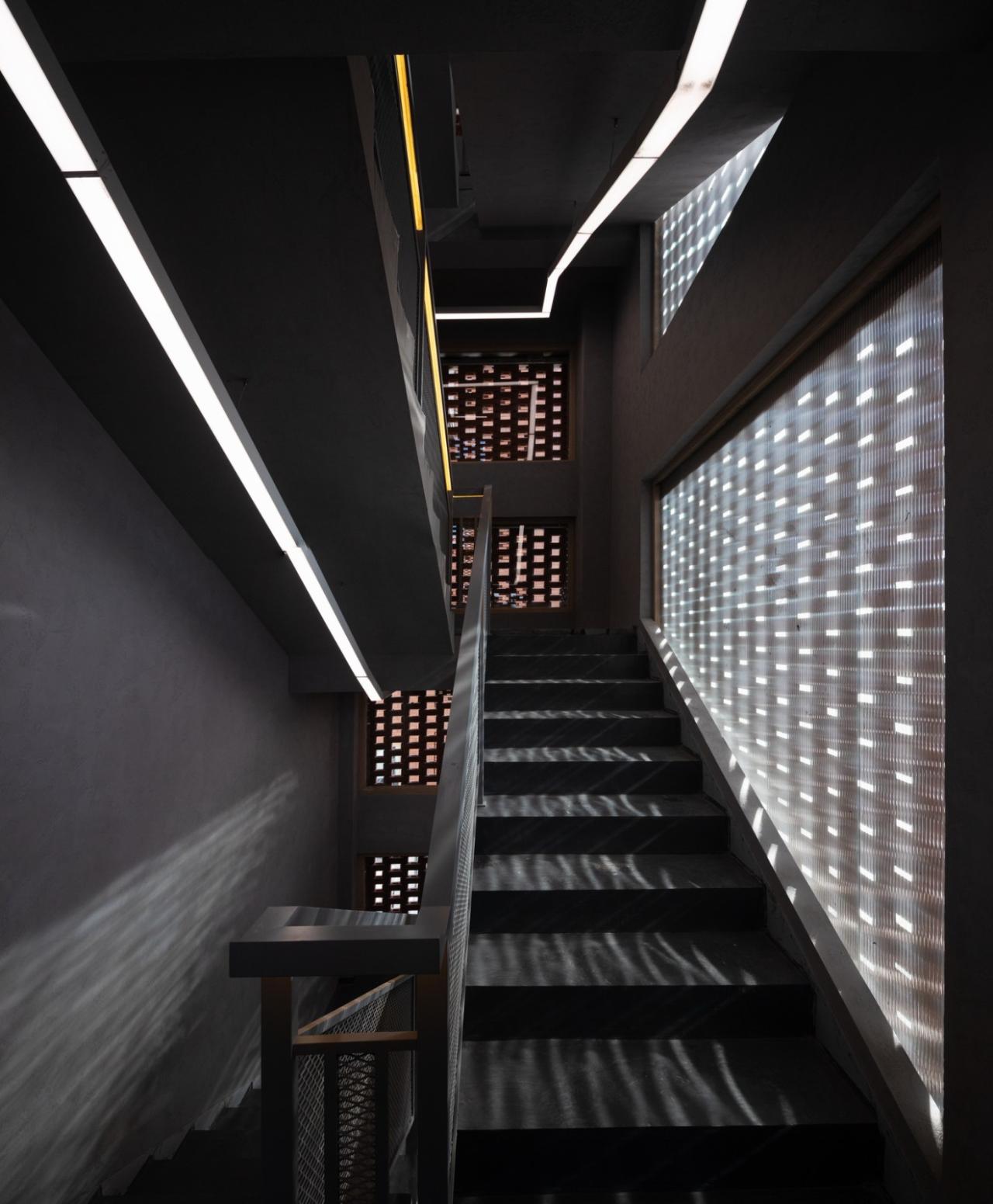 BIM建筑|乡村微更新的在地实践 / 上海交通大学奥默默工作室