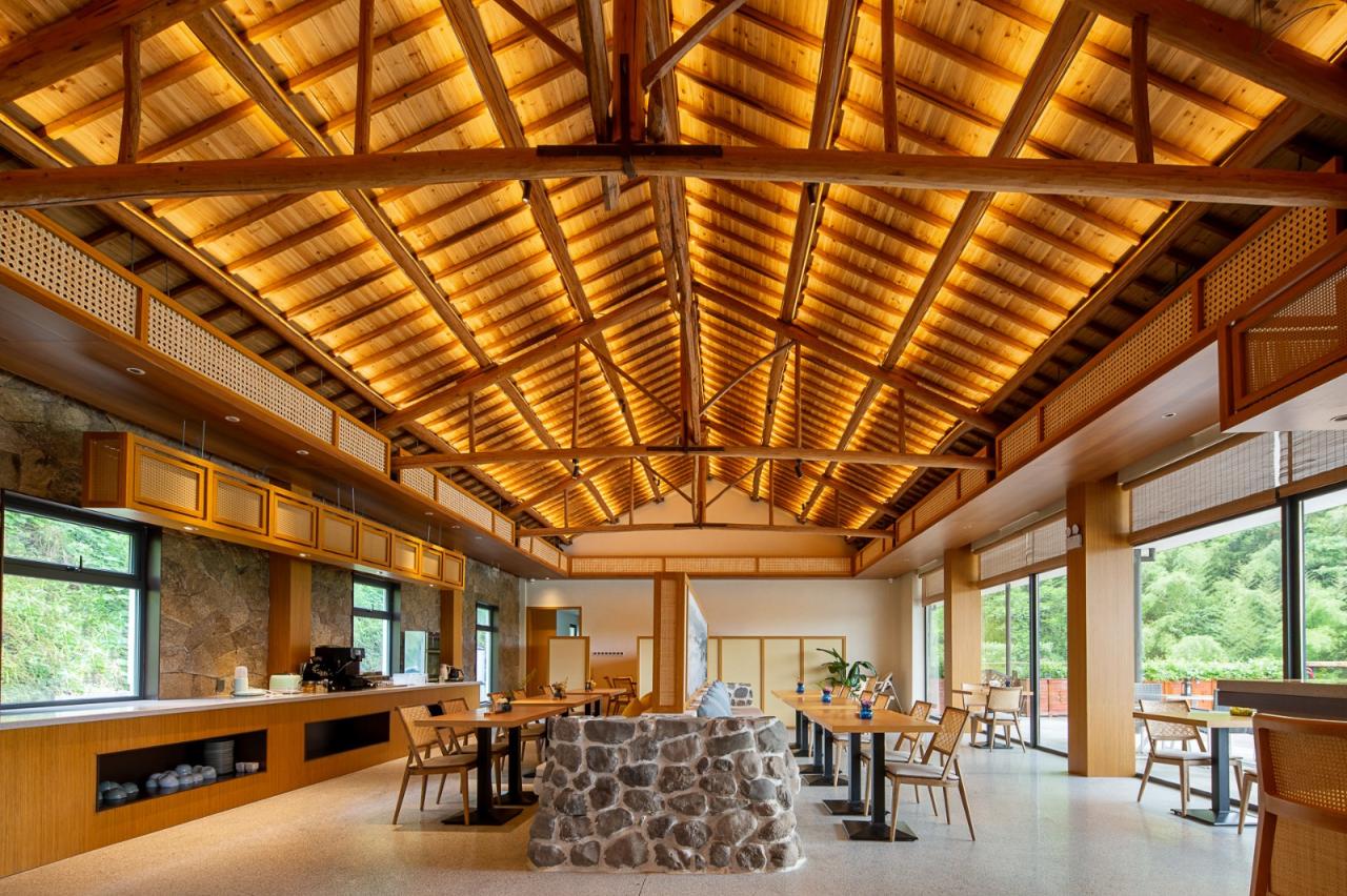 BIM建筑|群山绵延中的山谷小墅：尧珈·养心墅 / 上海尧舜建筑设计有限公司