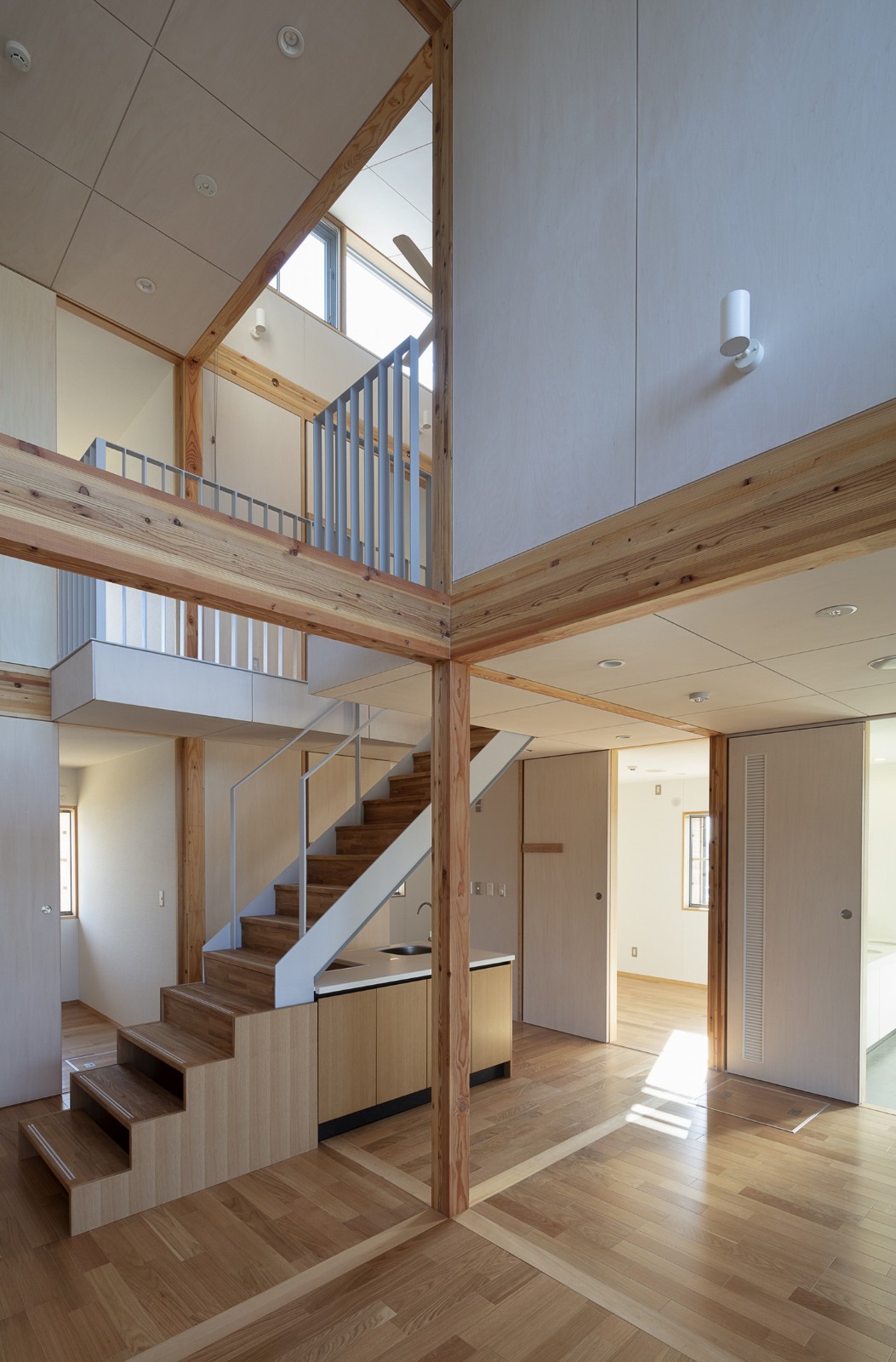 BIM建筑|组团式校园，广岛叡智学院 / CAn