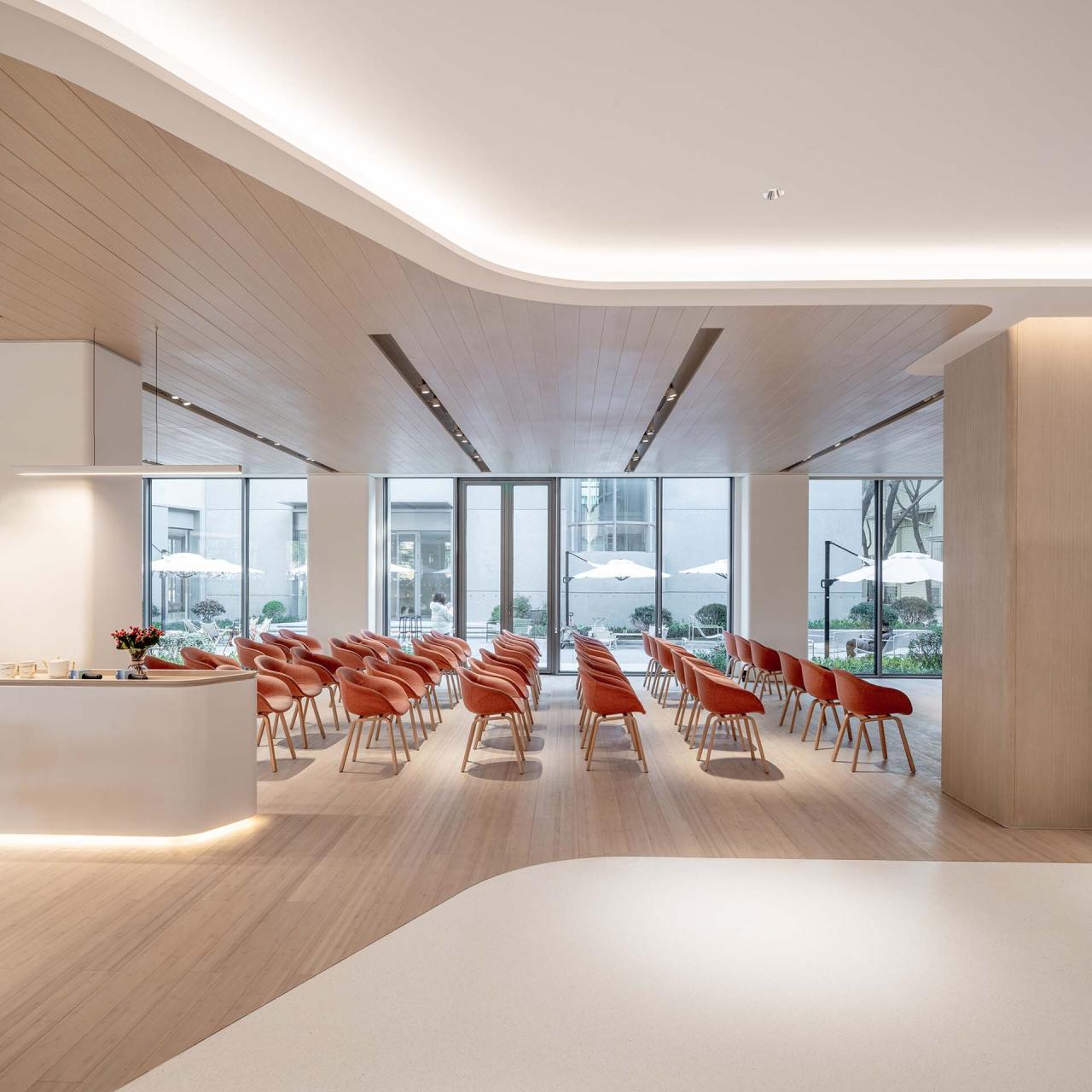 BIM建筑|蔚来交付中心 / Kokaistudios