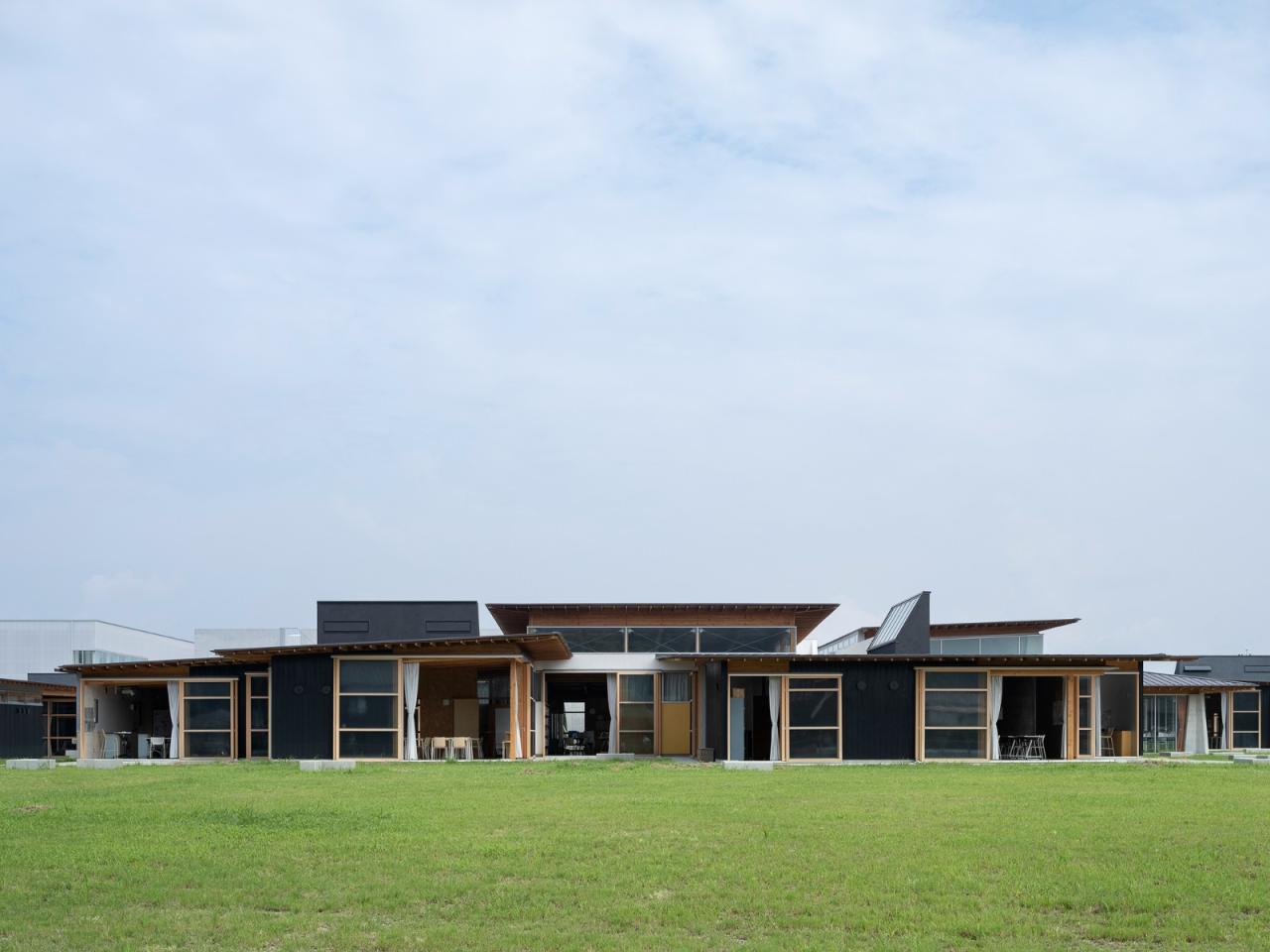 BIM建筑|组团式校园，广岛叡智学院 / CAn