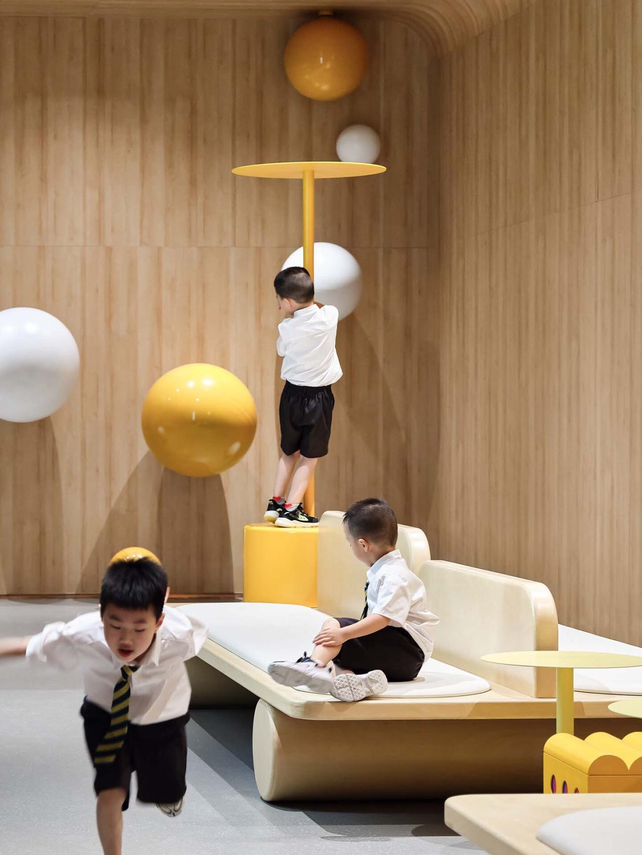 BIM建筑|金昌蒙德斐尔.幼儿园 / 零壹城市建筑事务所